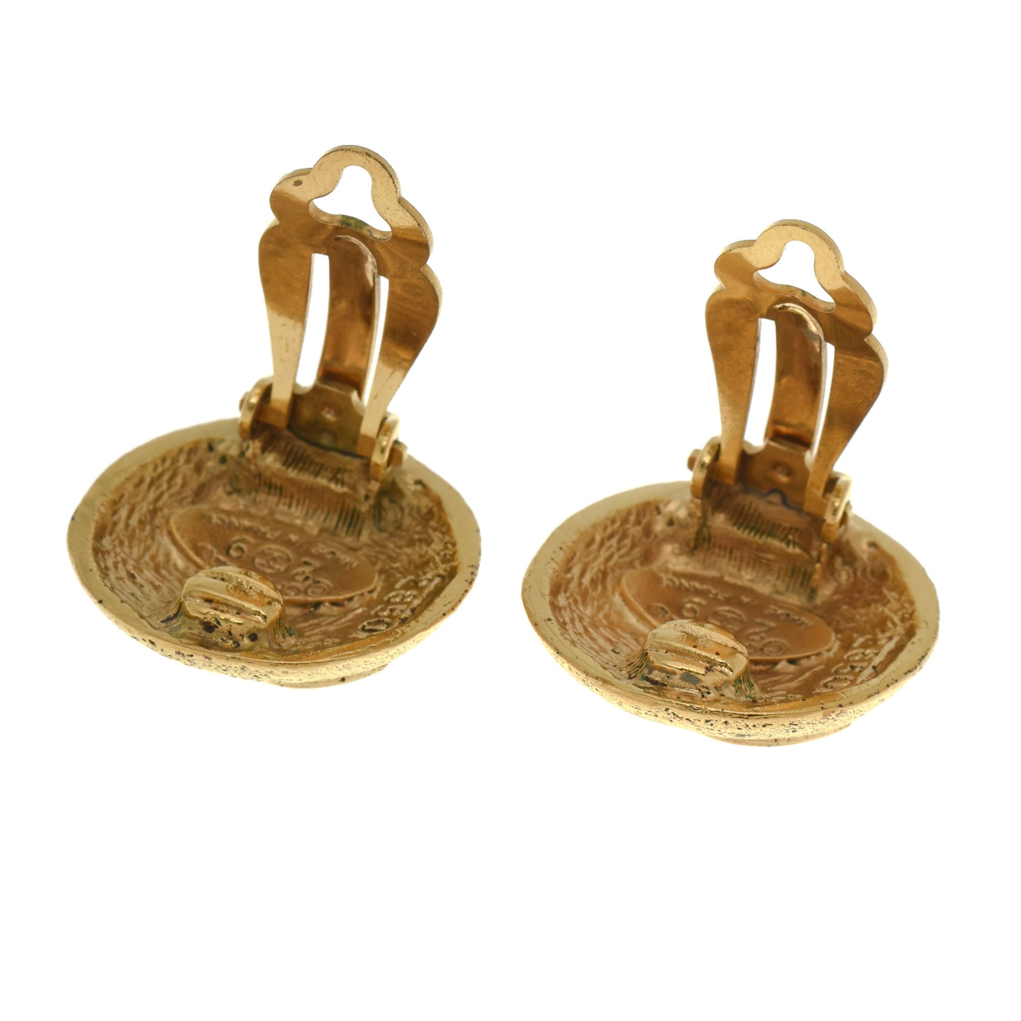 CC Logo Gold Round Clip-on Earring