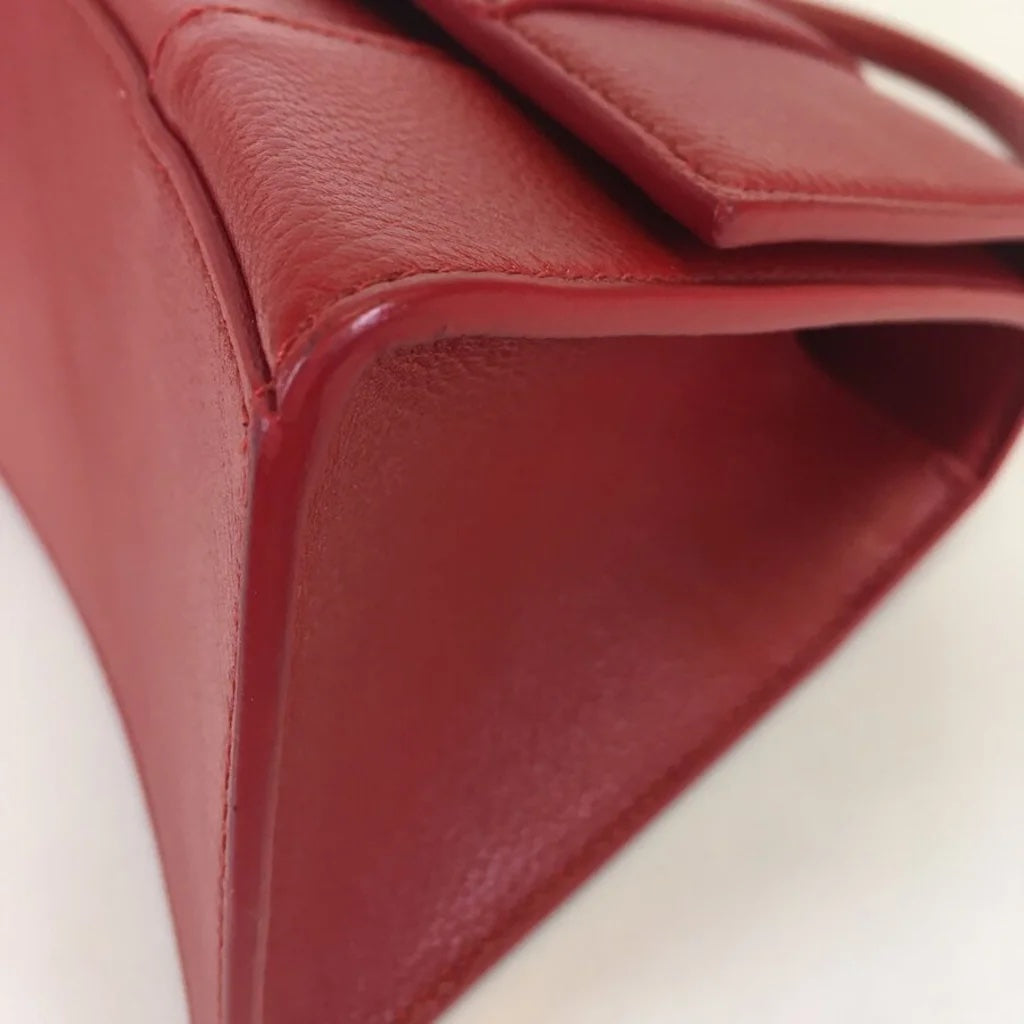 Red Hourglass Crossbody