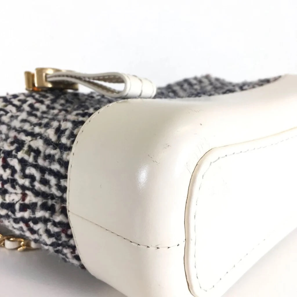 Gabrielle Tweed Hobo