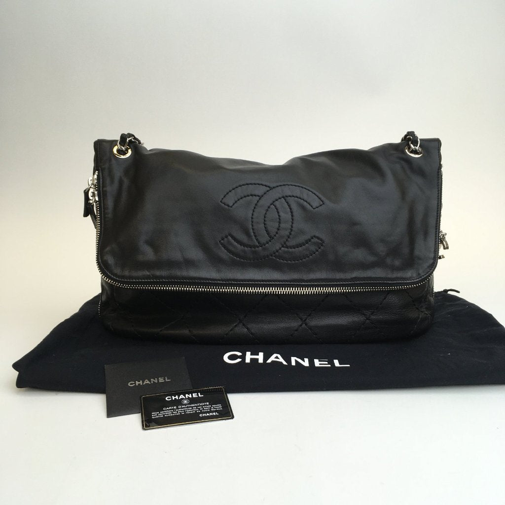 Black Ligne Flap Bag