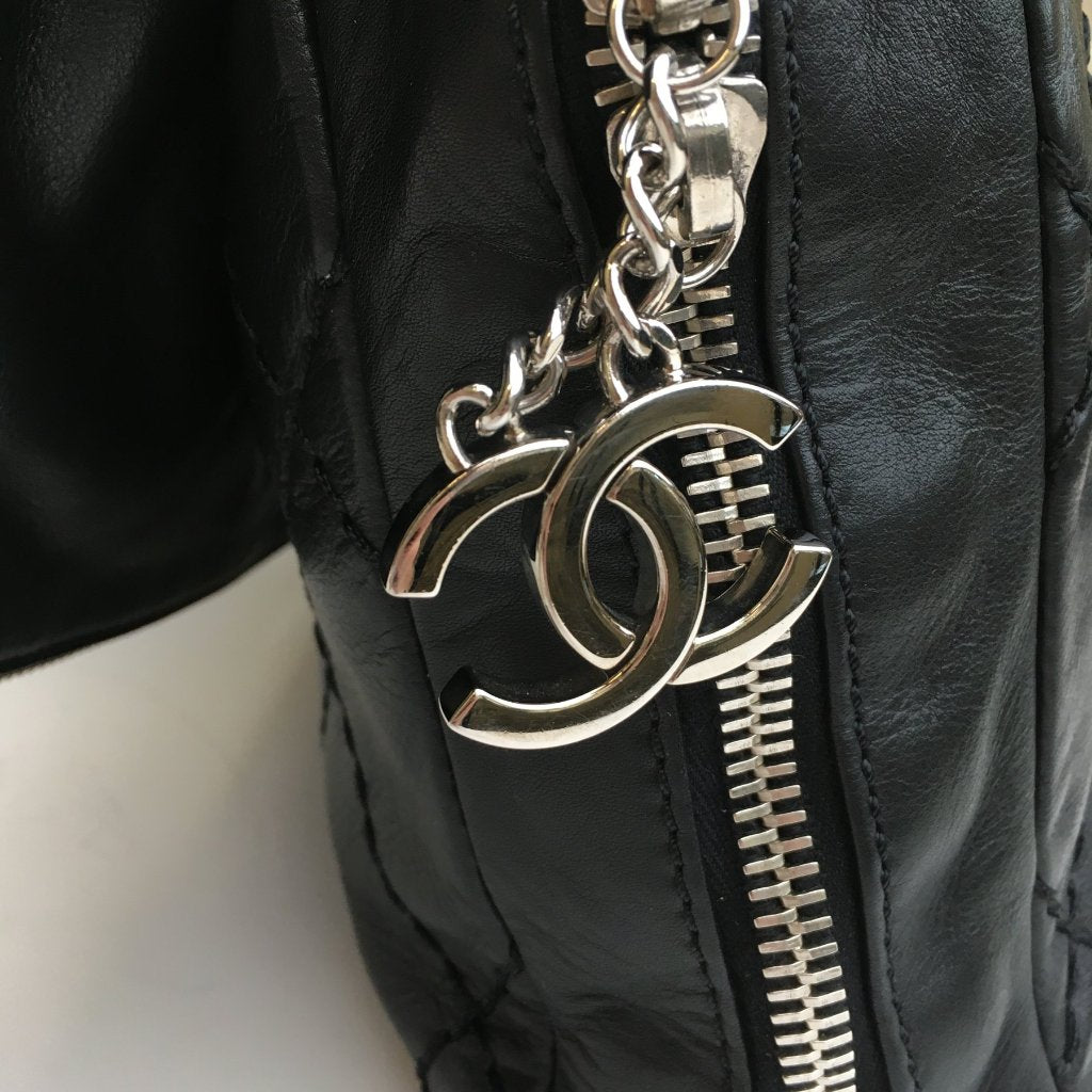 Black Ligne Flap Bag