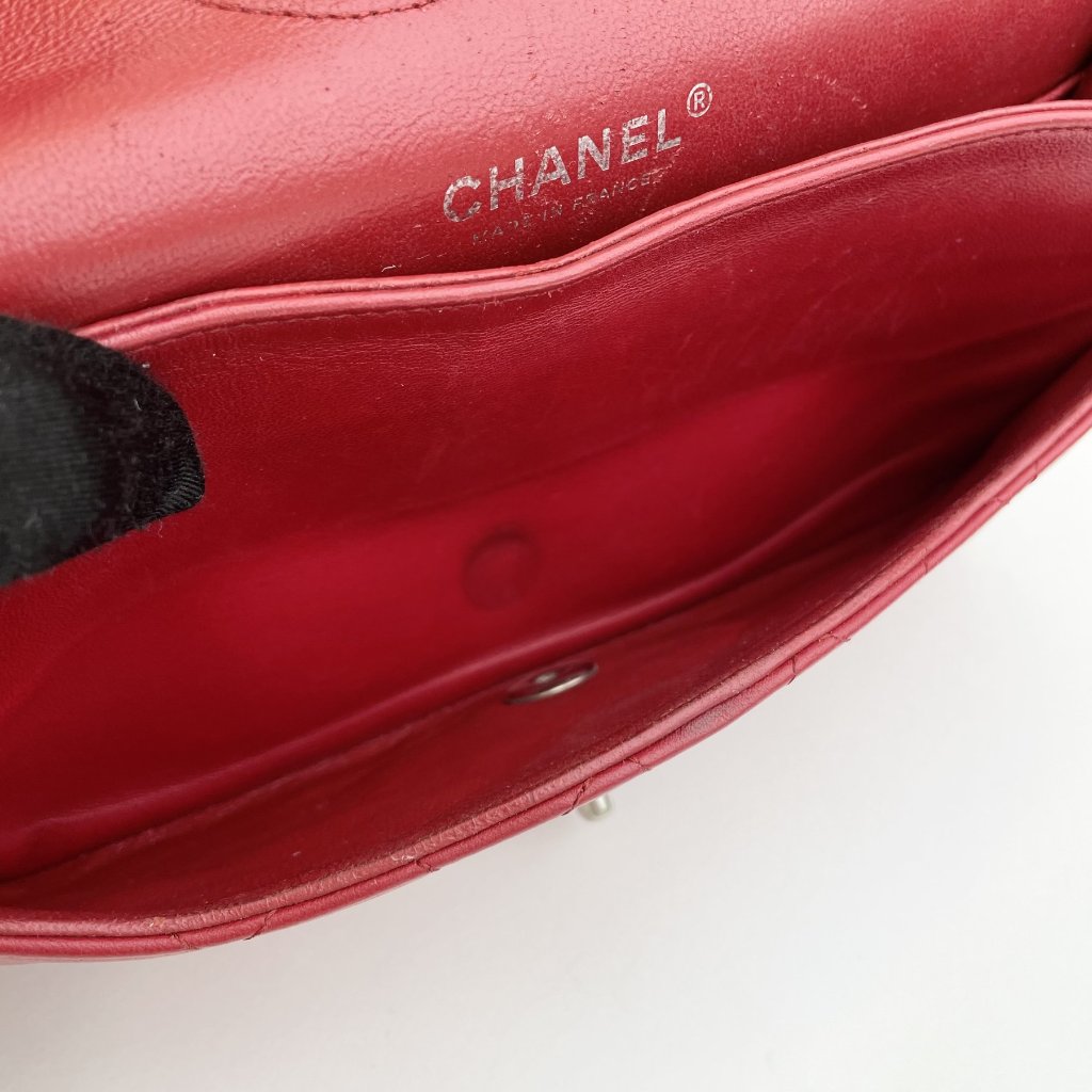 Classic Red Quilted ML Flap