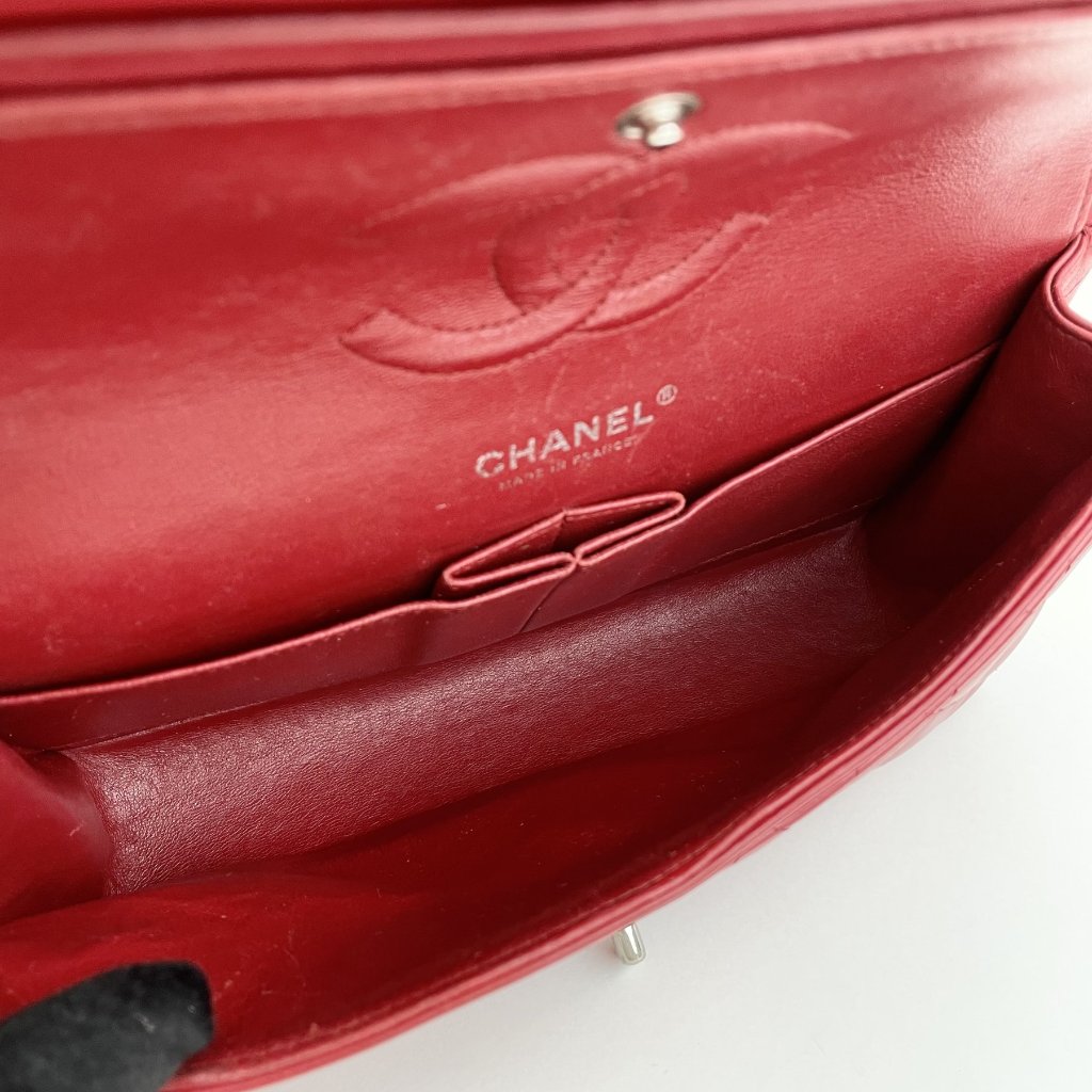 Classic Red Quilted ML Flap