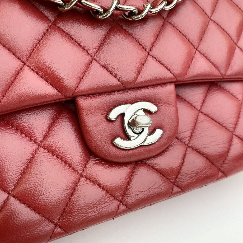 Classic Red Quilted ML Flap