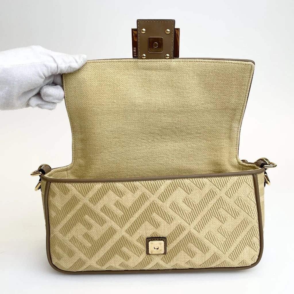 Raffia Vitello Baguette