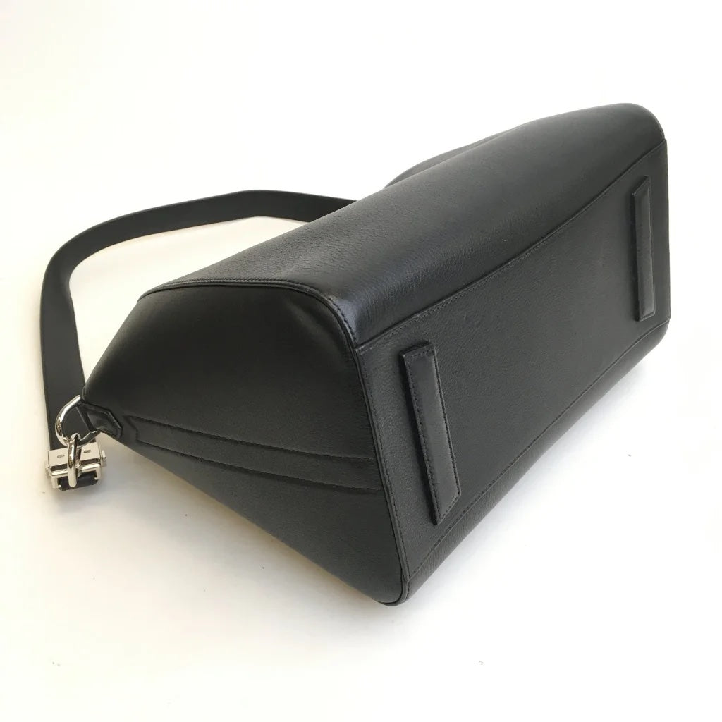 Black Leather Medium Antigona