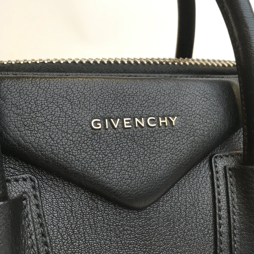 Black Leather Medium Antigona