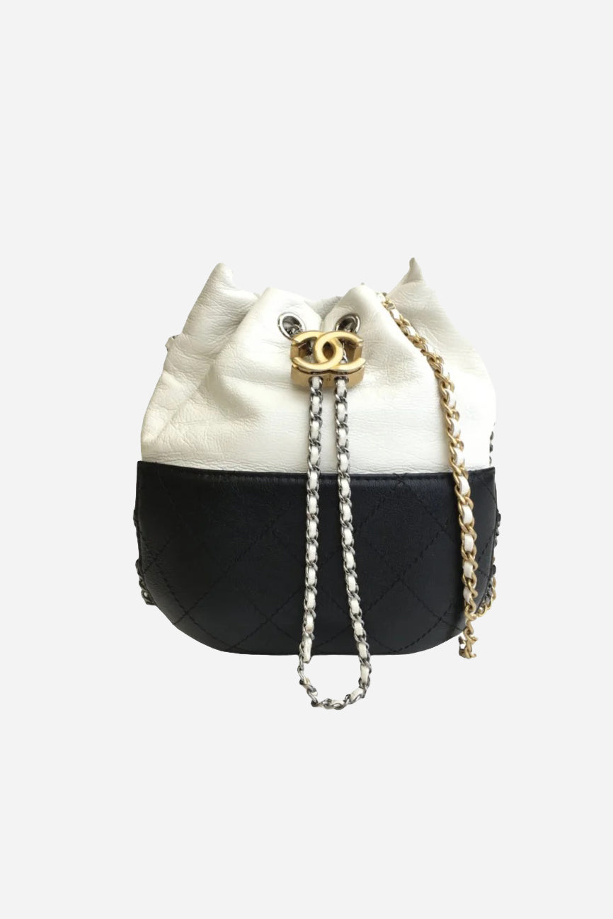 Chanel bucket bag online white