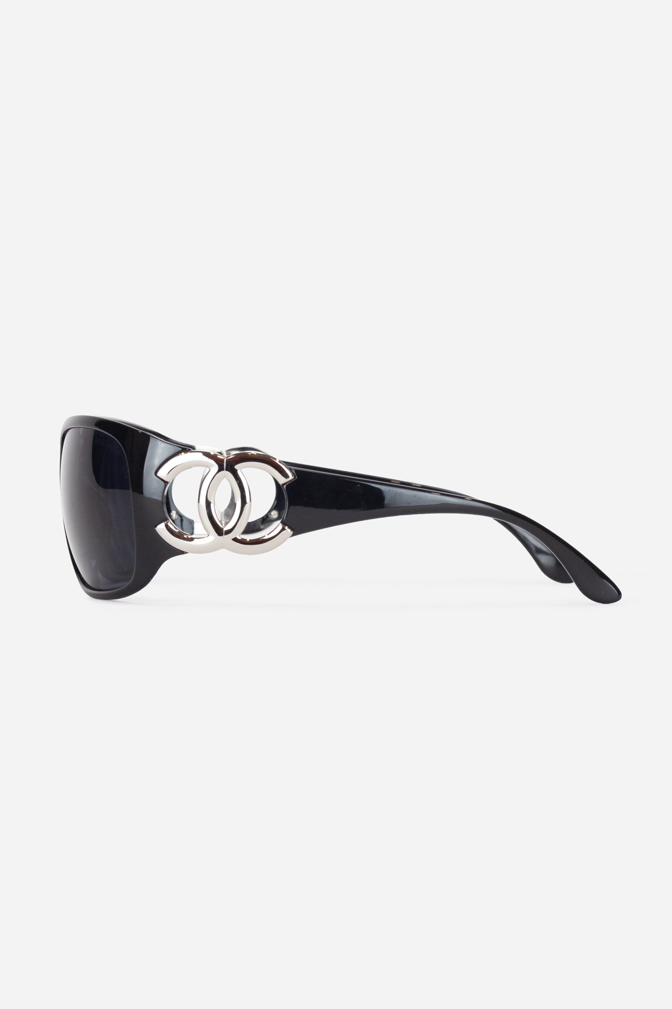 Black Chanel CC Sunglasses