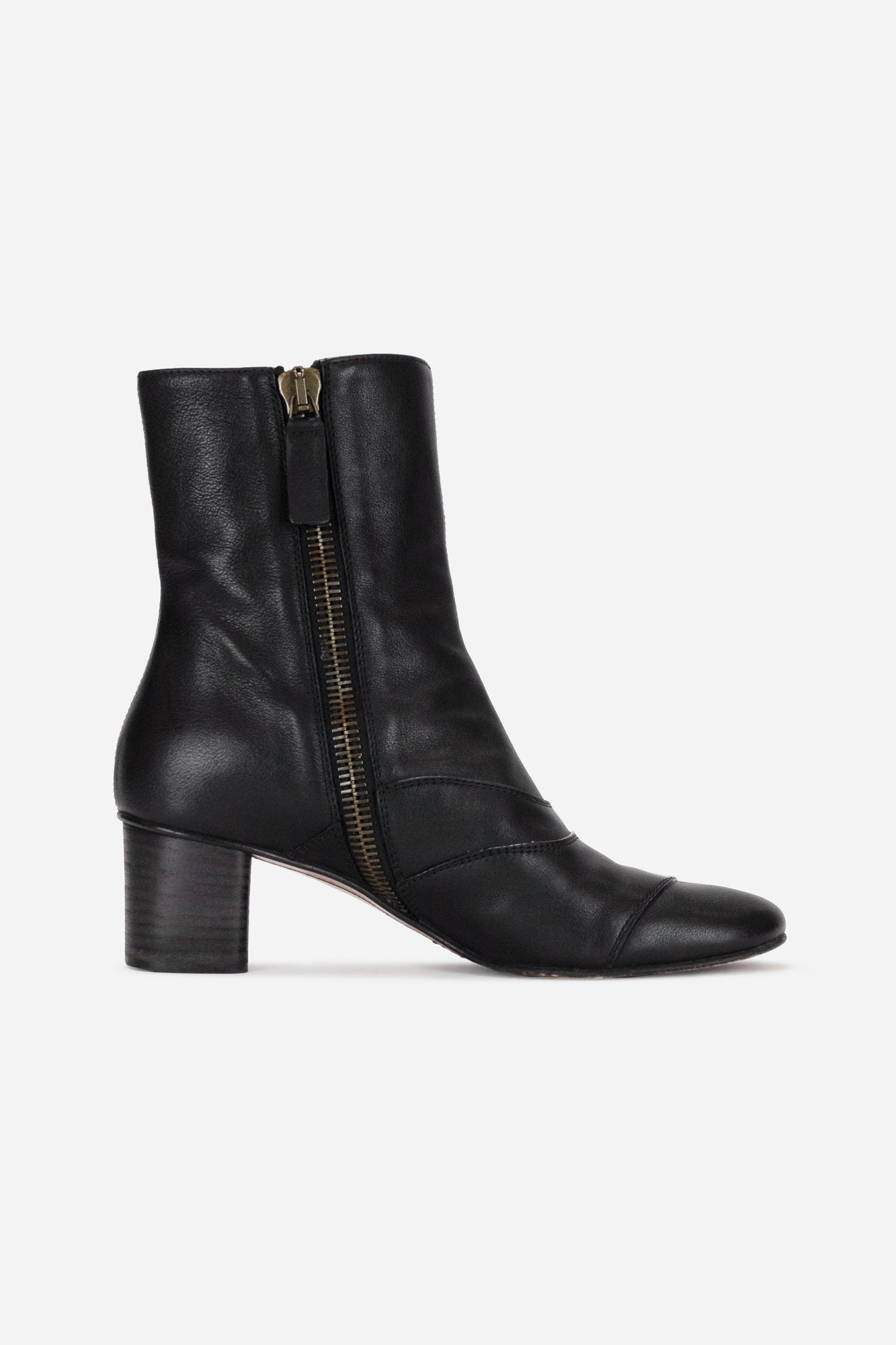 Black Leather Boots with Zipper Detail