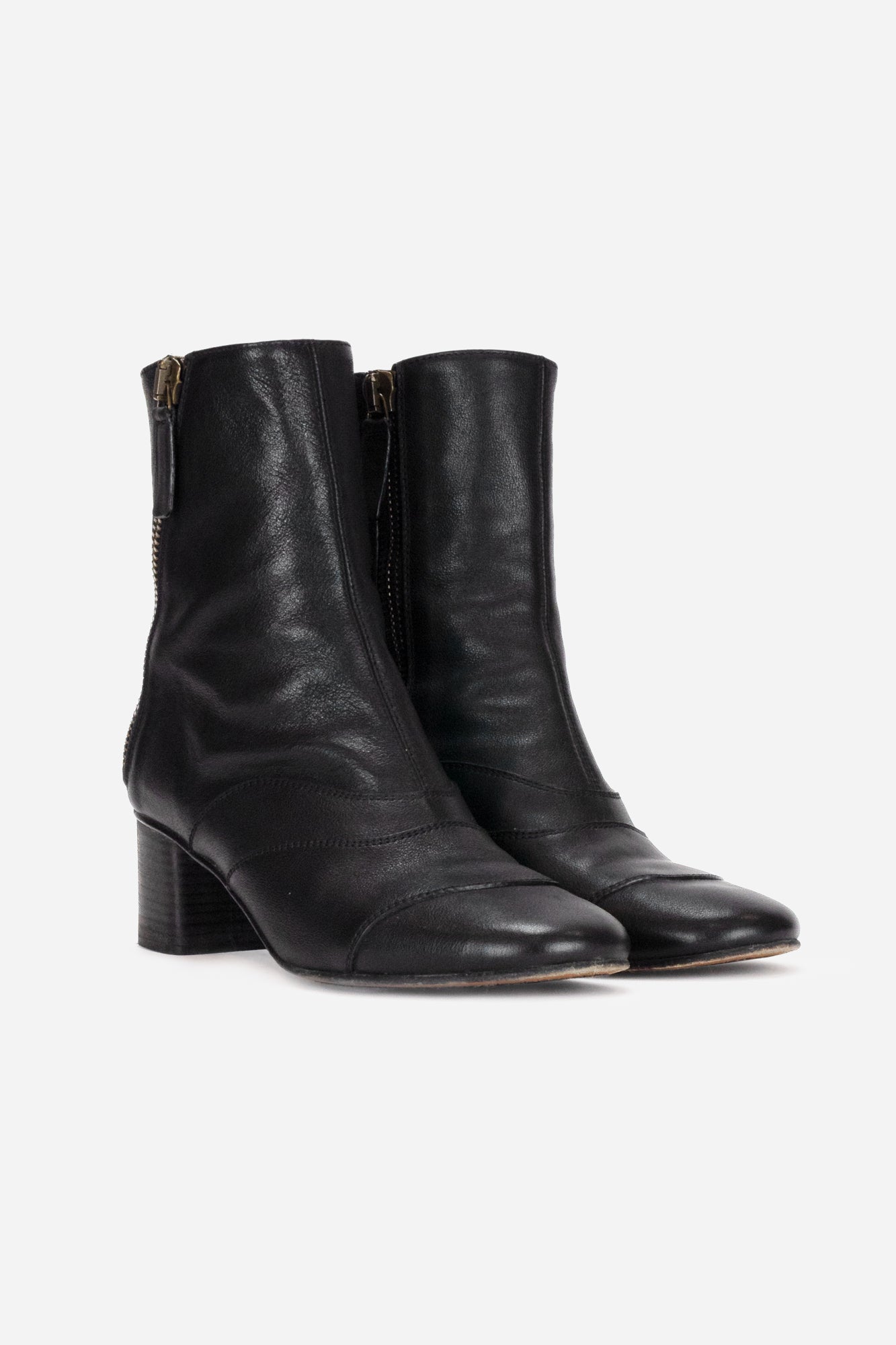 Black Leather Boots with Zipper Detail