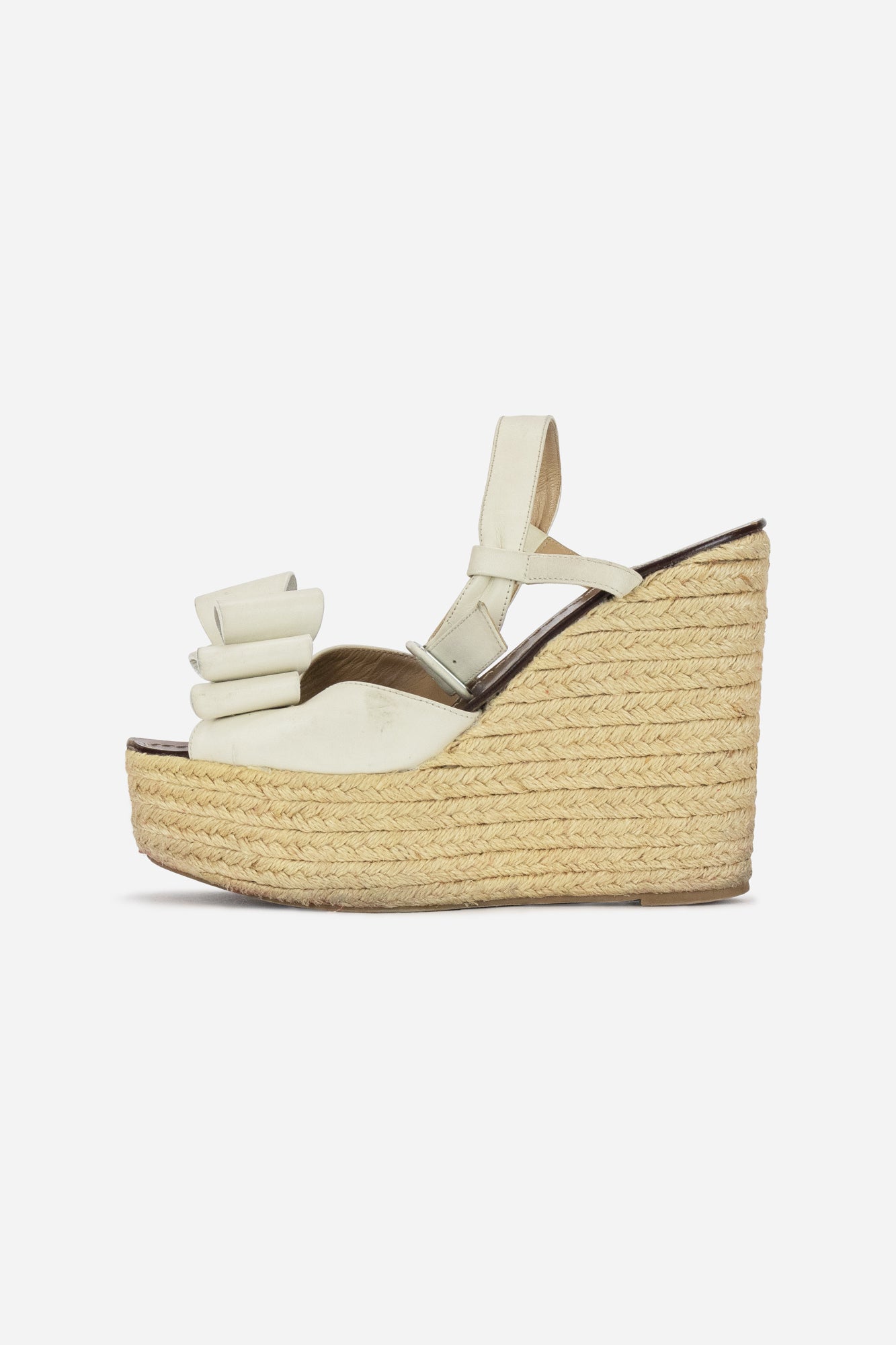 Beige Leather Bow Rockstud Raffia Wedge Sandals