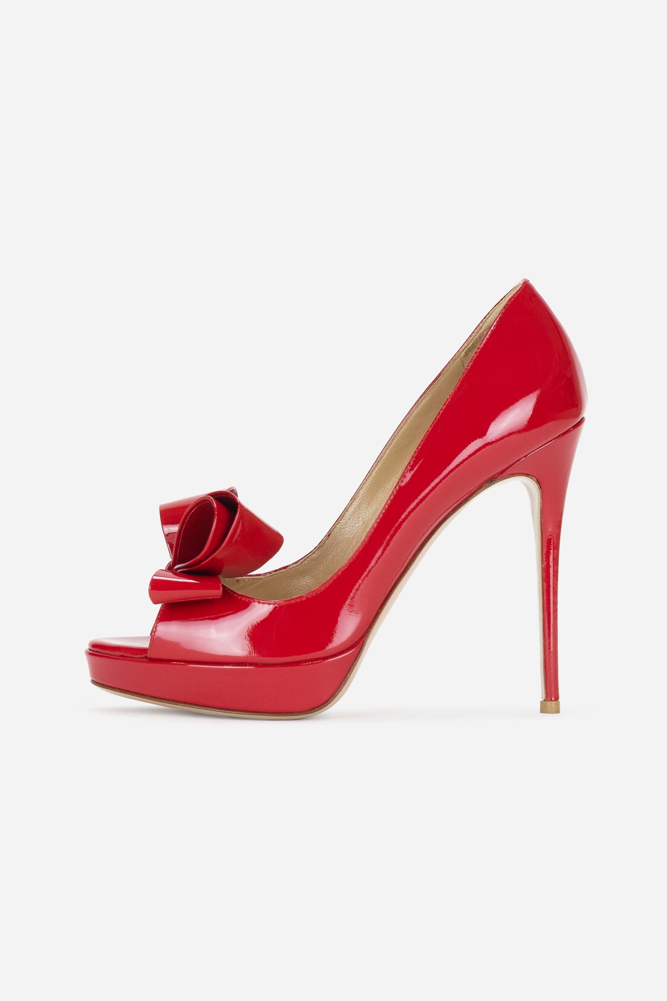 Red Patent Pumps With Bow