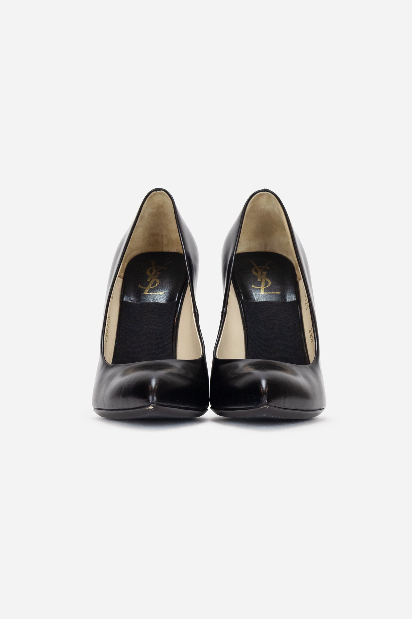 Black Pumps With Wooden Heel