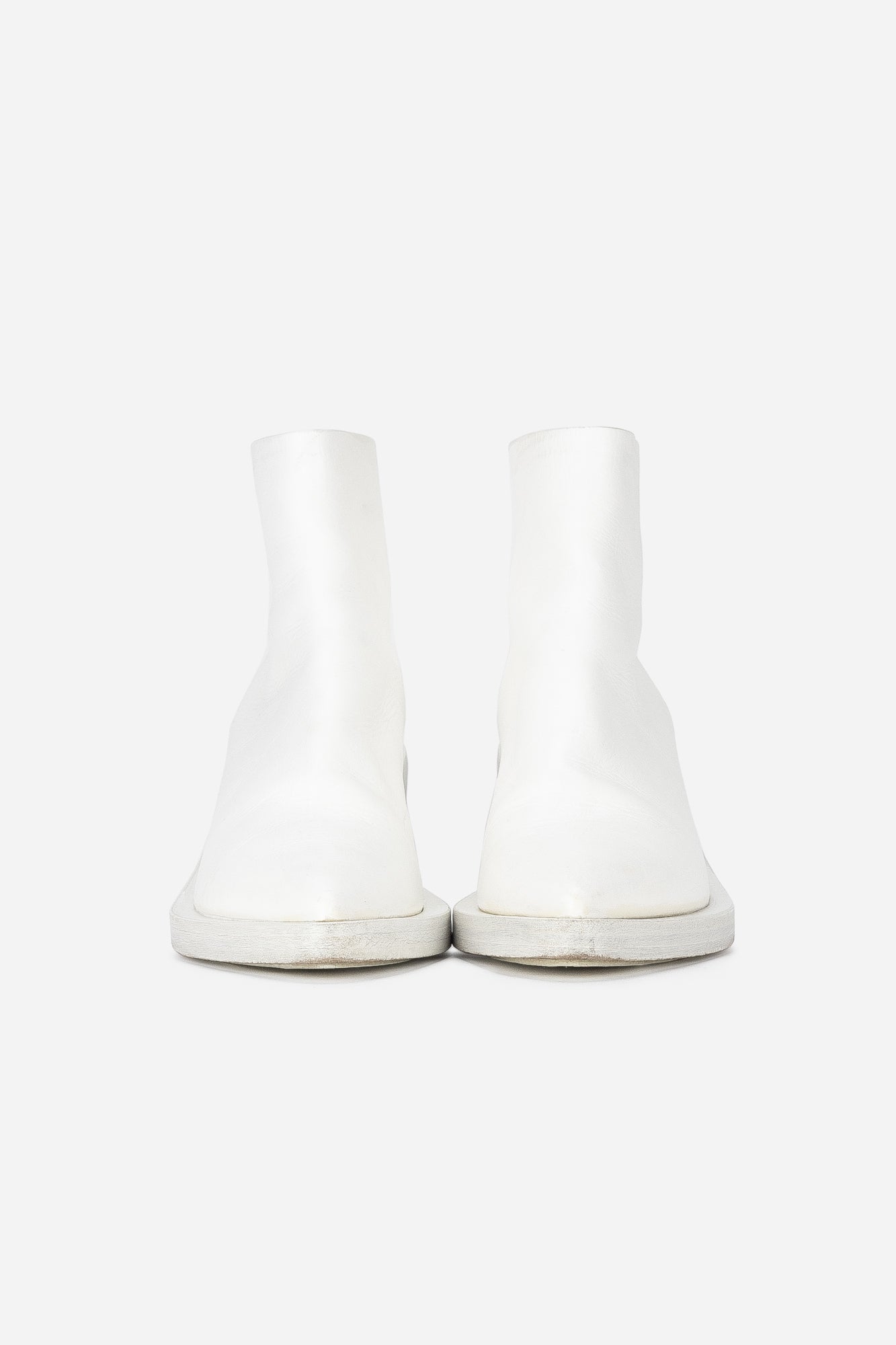 White Leather Coneros Boots - So Over It Luxury Consignment