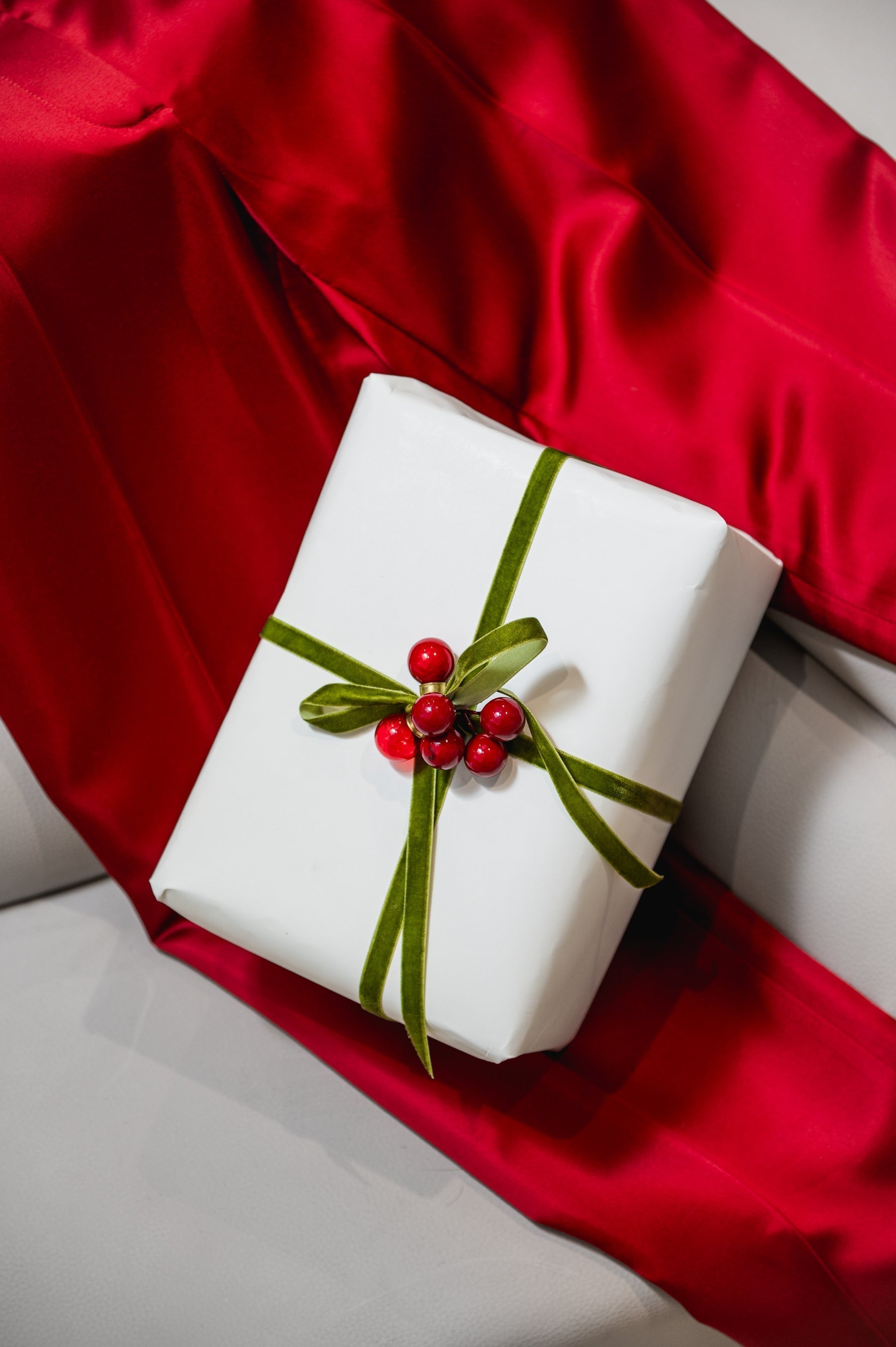 ENJOY FREE GIFT WRAPPING ALL SEASON LONG