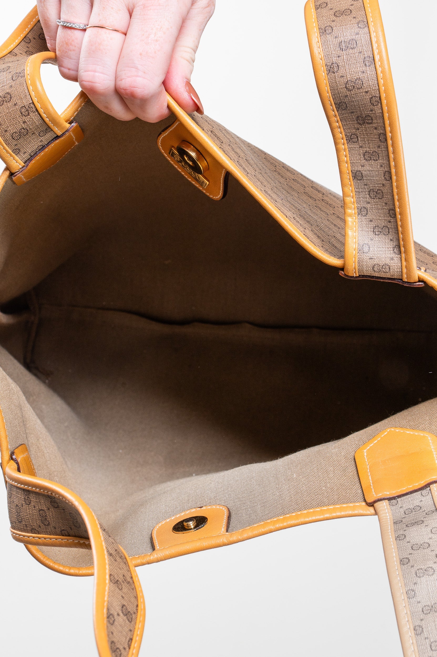 Vintage Micro GG Supreme Beige Tote Bag