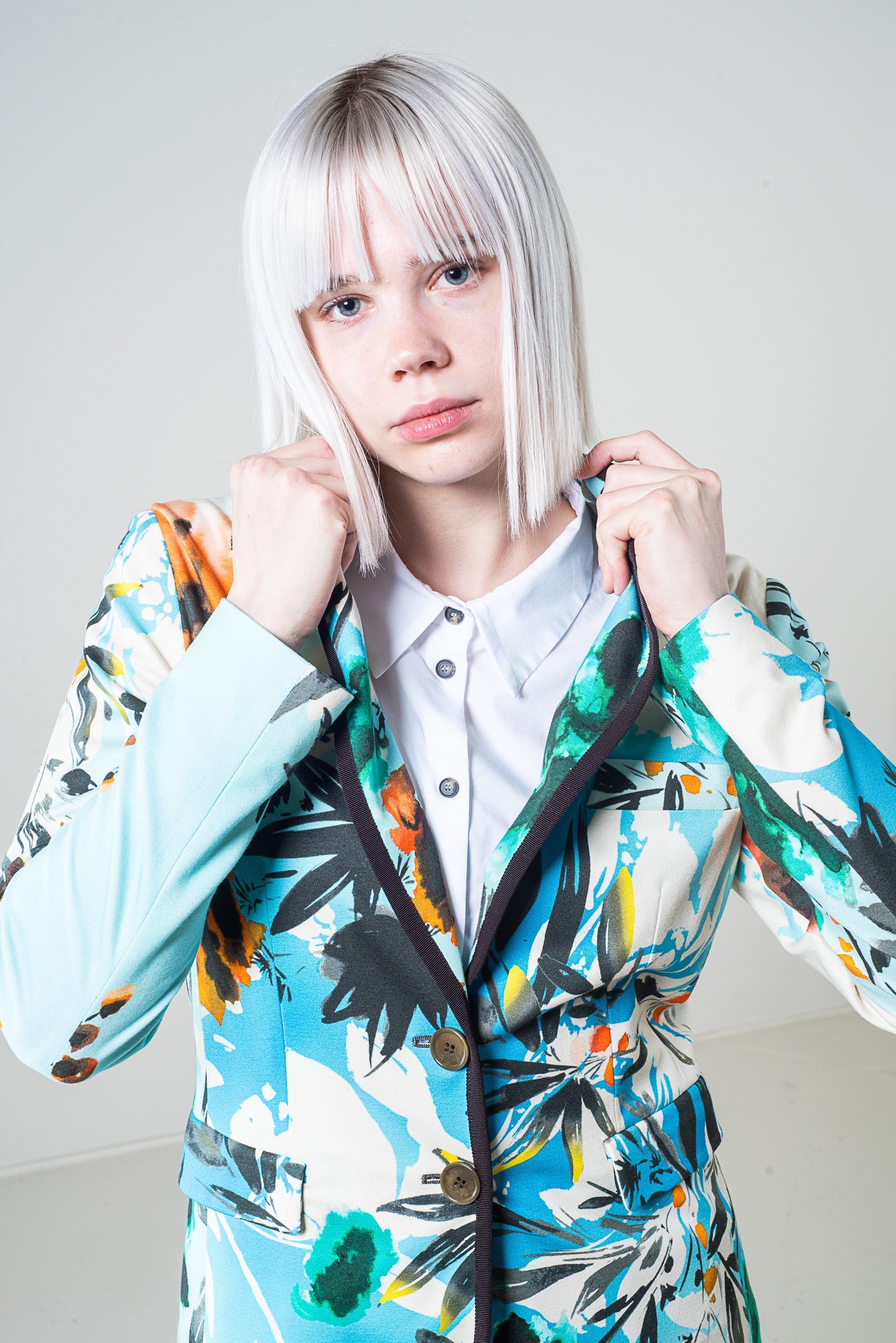 Vintage Blue and Orange Printed Stretchy Blazer