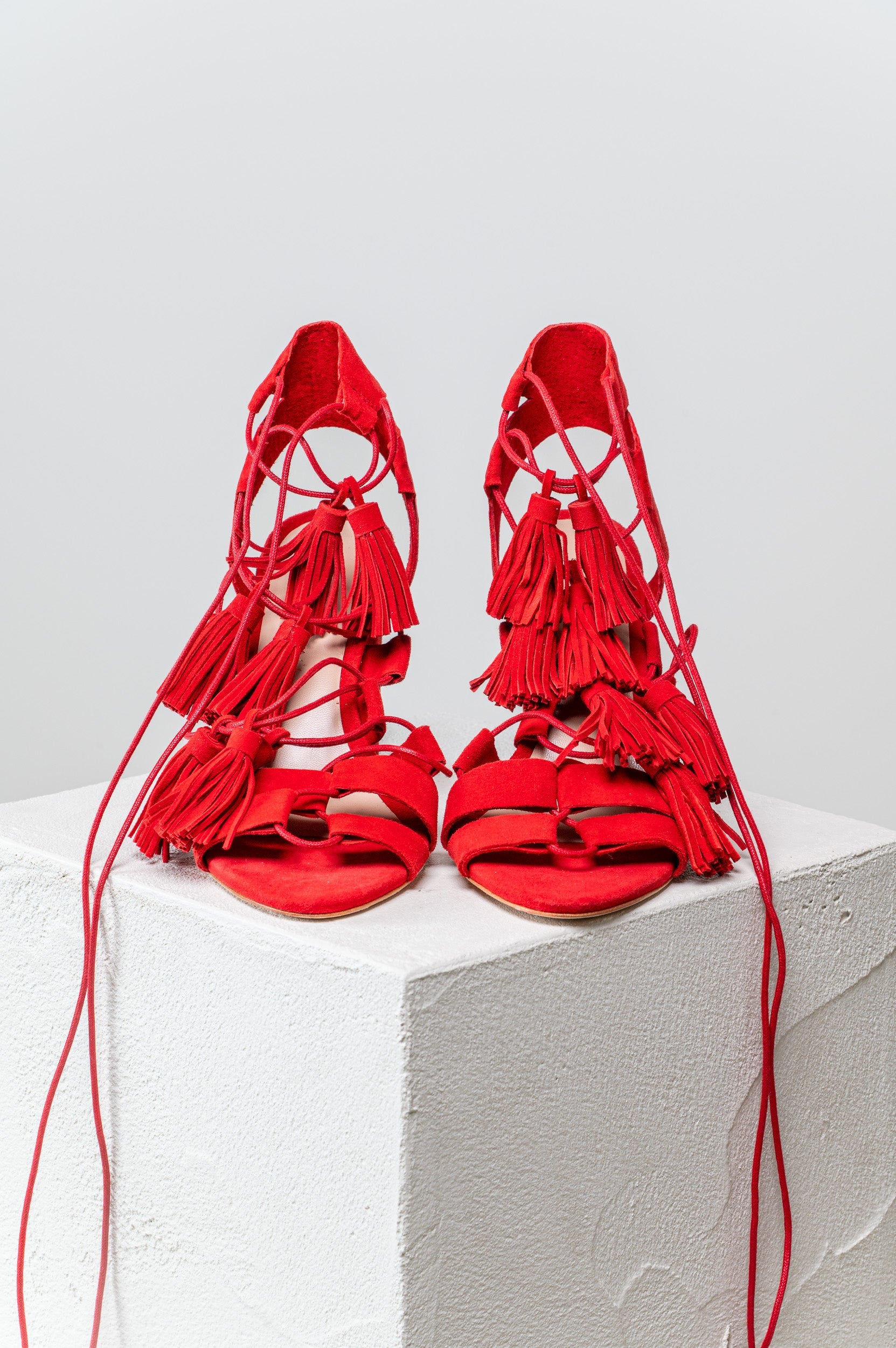 Red Fringe Tie Up Sandal Pumps Suede