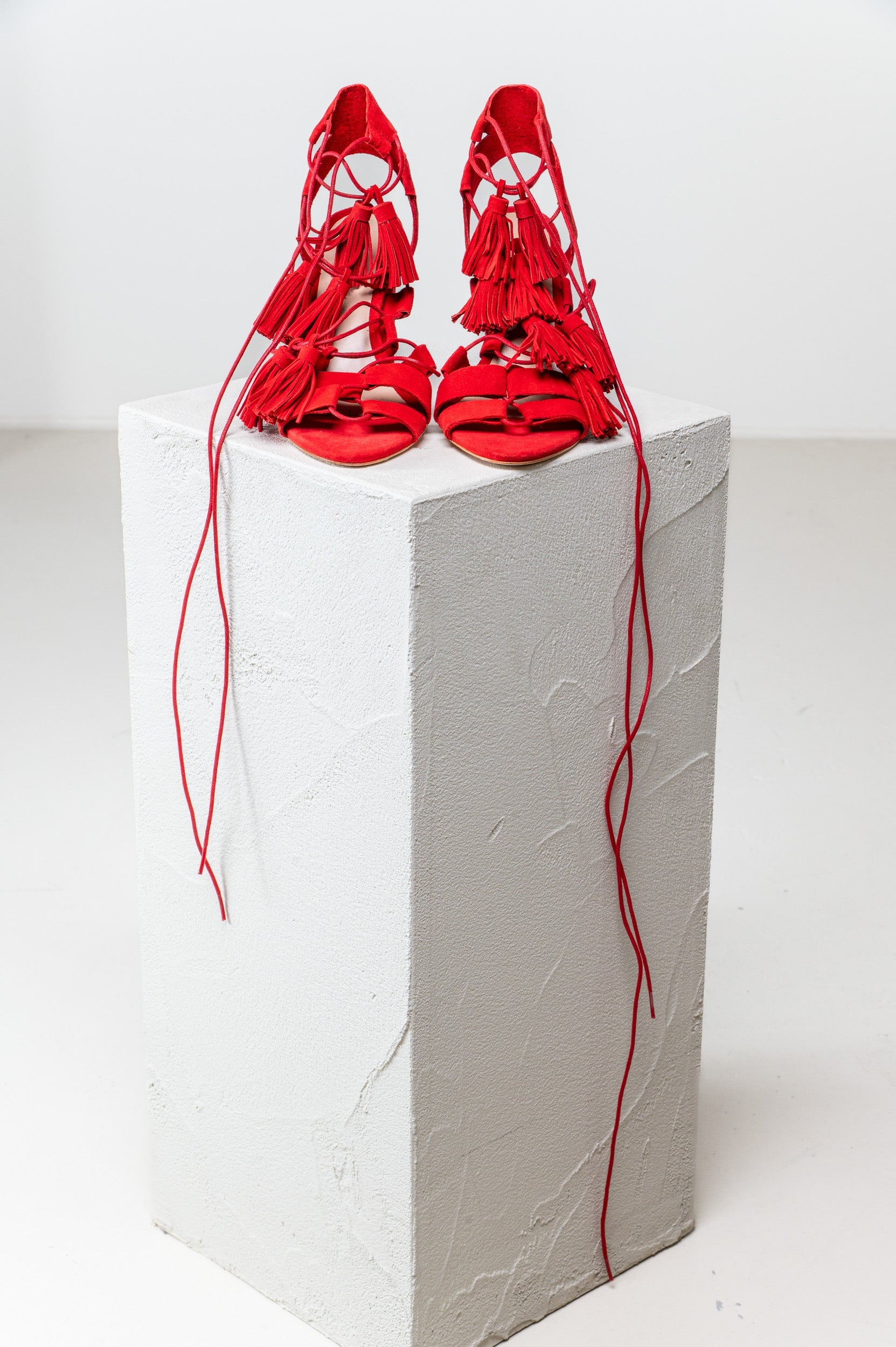 Red Fringe Tie Up Sandal Pumps Suede