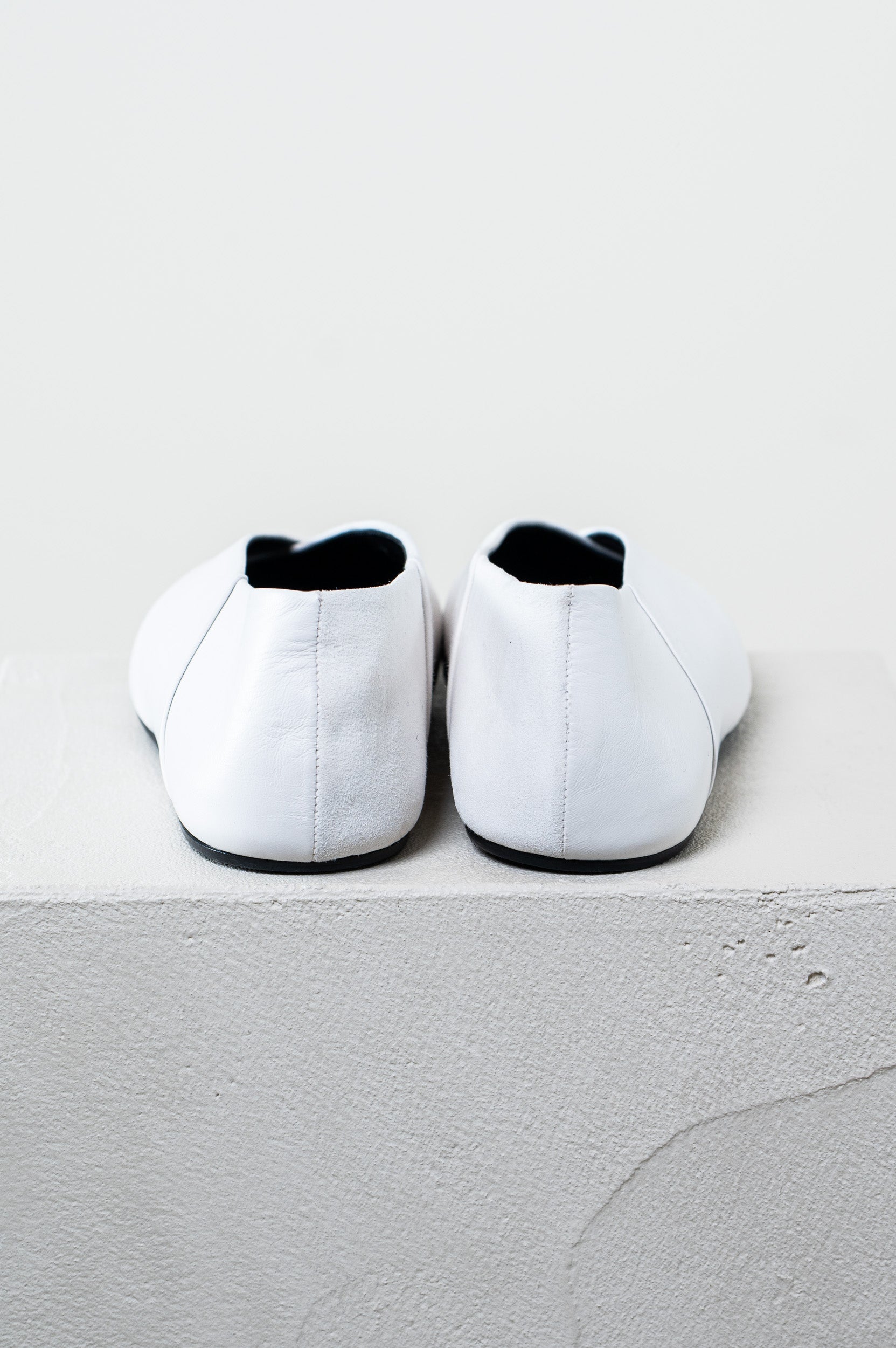 Asymmetric leather ballet flats