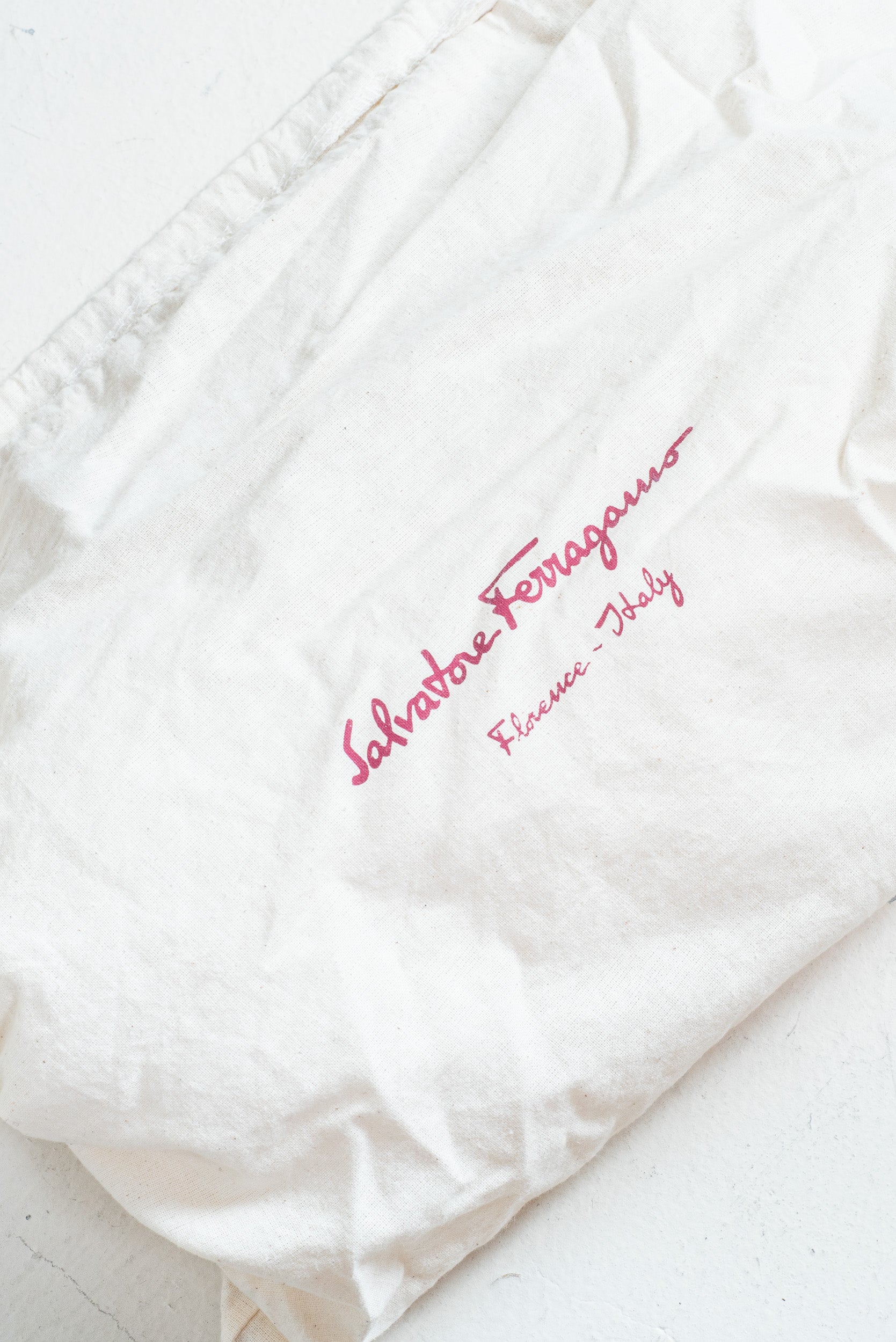 Nude Leather Gold Chain Shoulder Bag