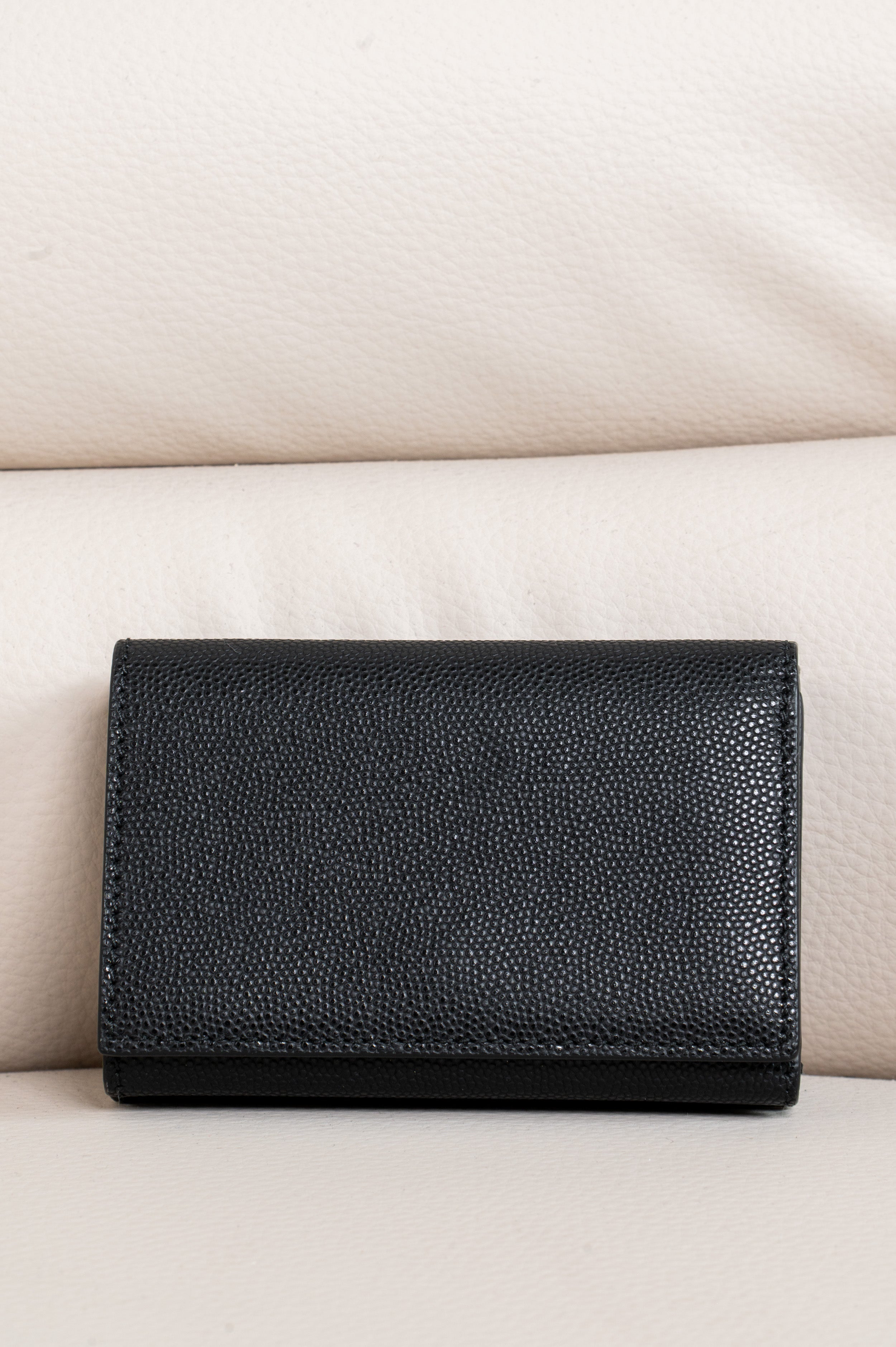 Black Tri-Fold Sidney Wallet