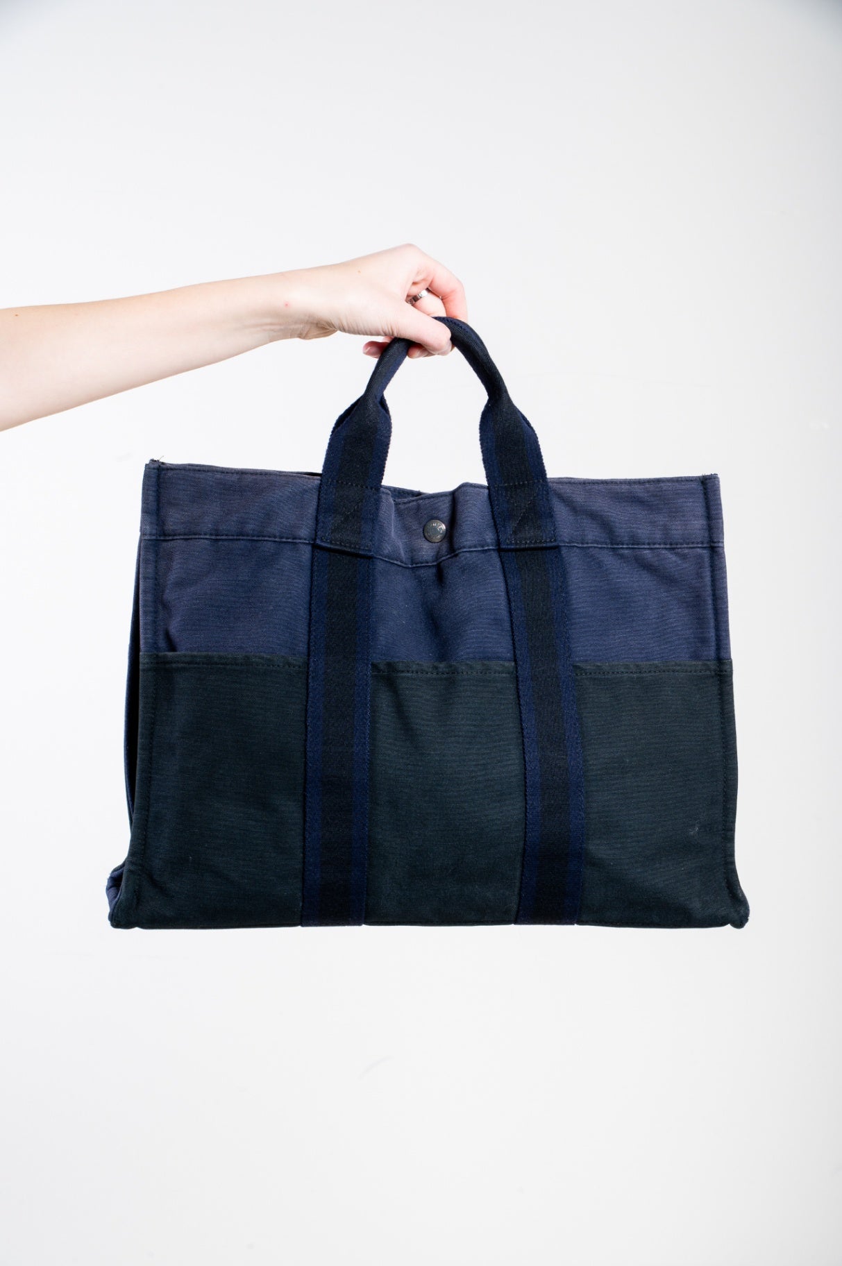 Foul Tou MM- Blue with Green Striped Handle