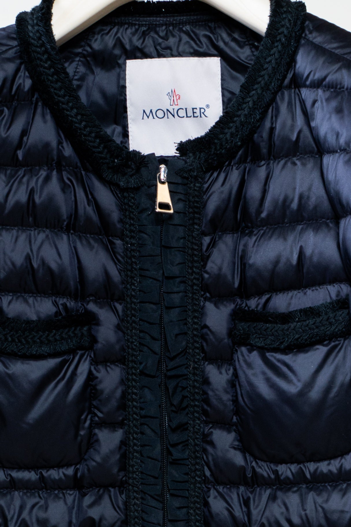 Black Short Wellington Puffer Jacket