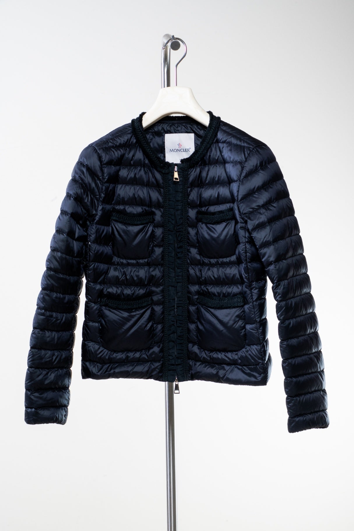 Black Short Wellington Puffer Jacket