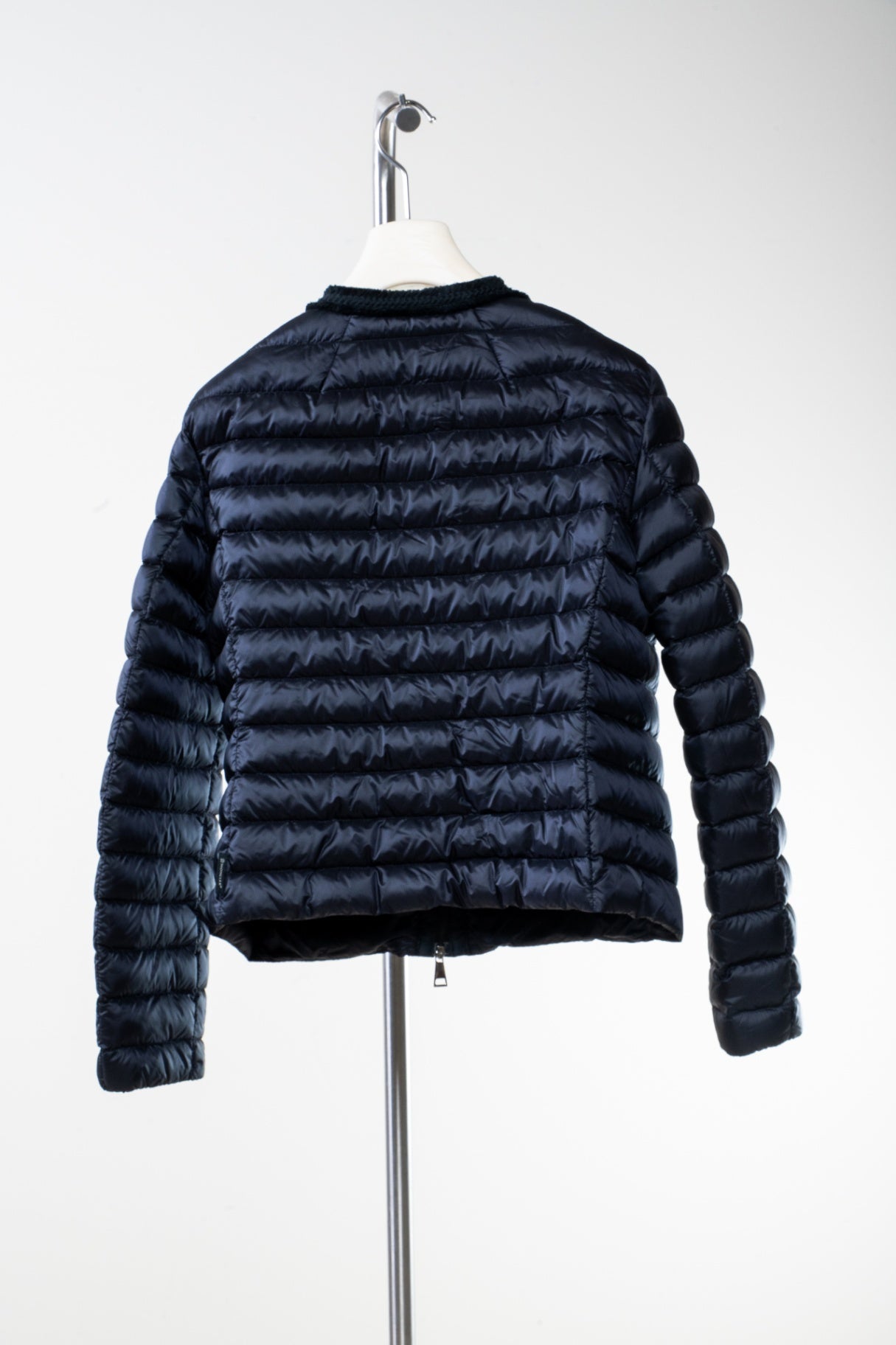 Black Short Wellington Puffer Jacket