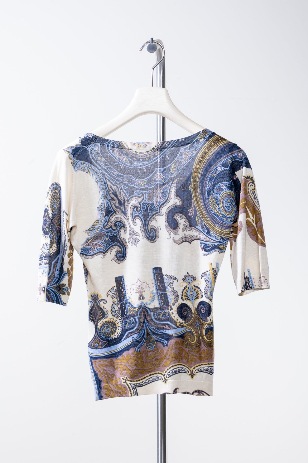 Paisley Printed Round Neck Short Sleeve Sweater