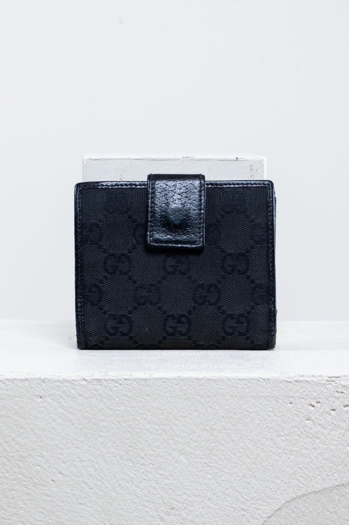 Vintage Black Canvas Bi-Fold Wallet