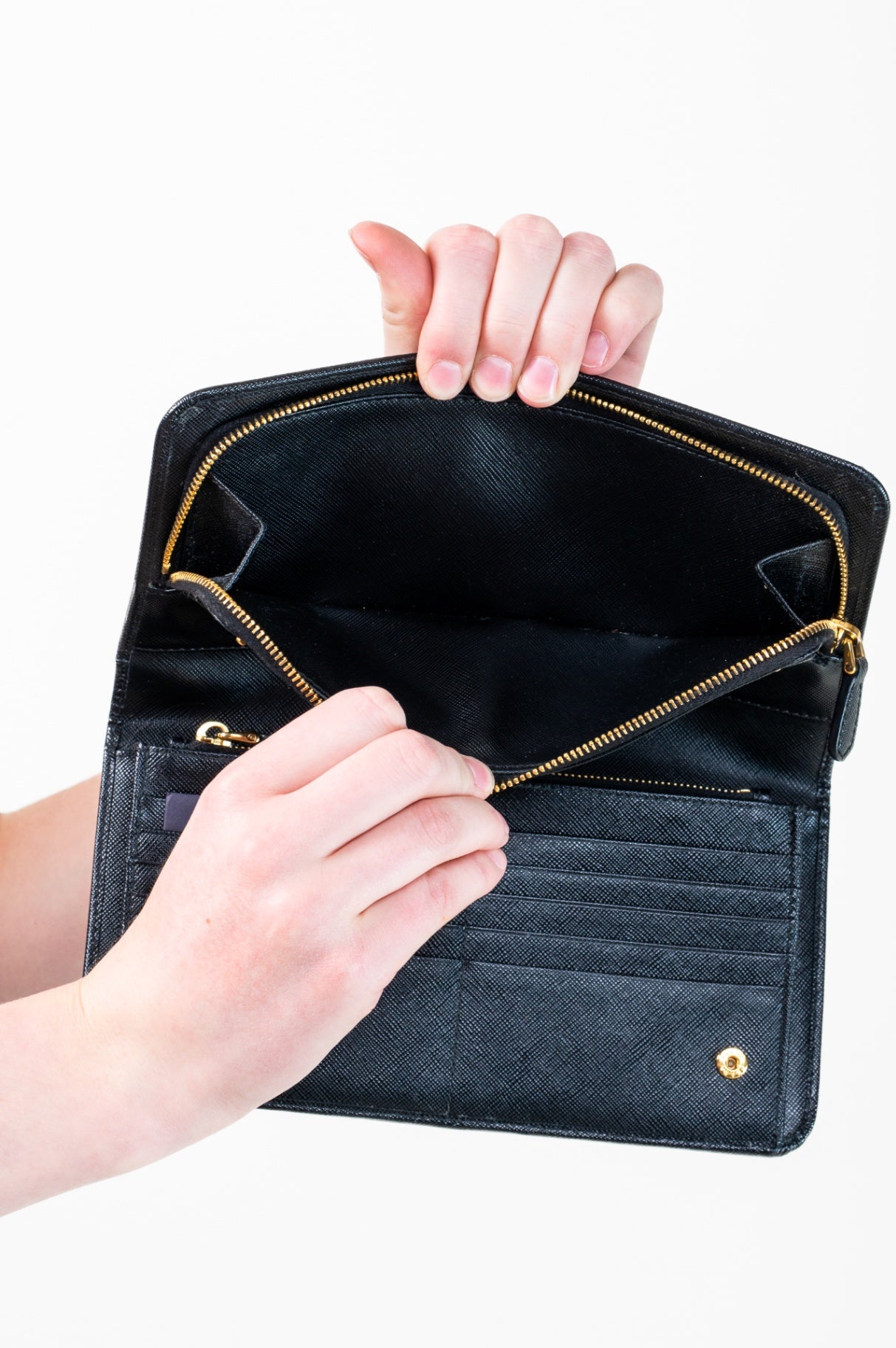 Black Saffiano Zippy Wallet