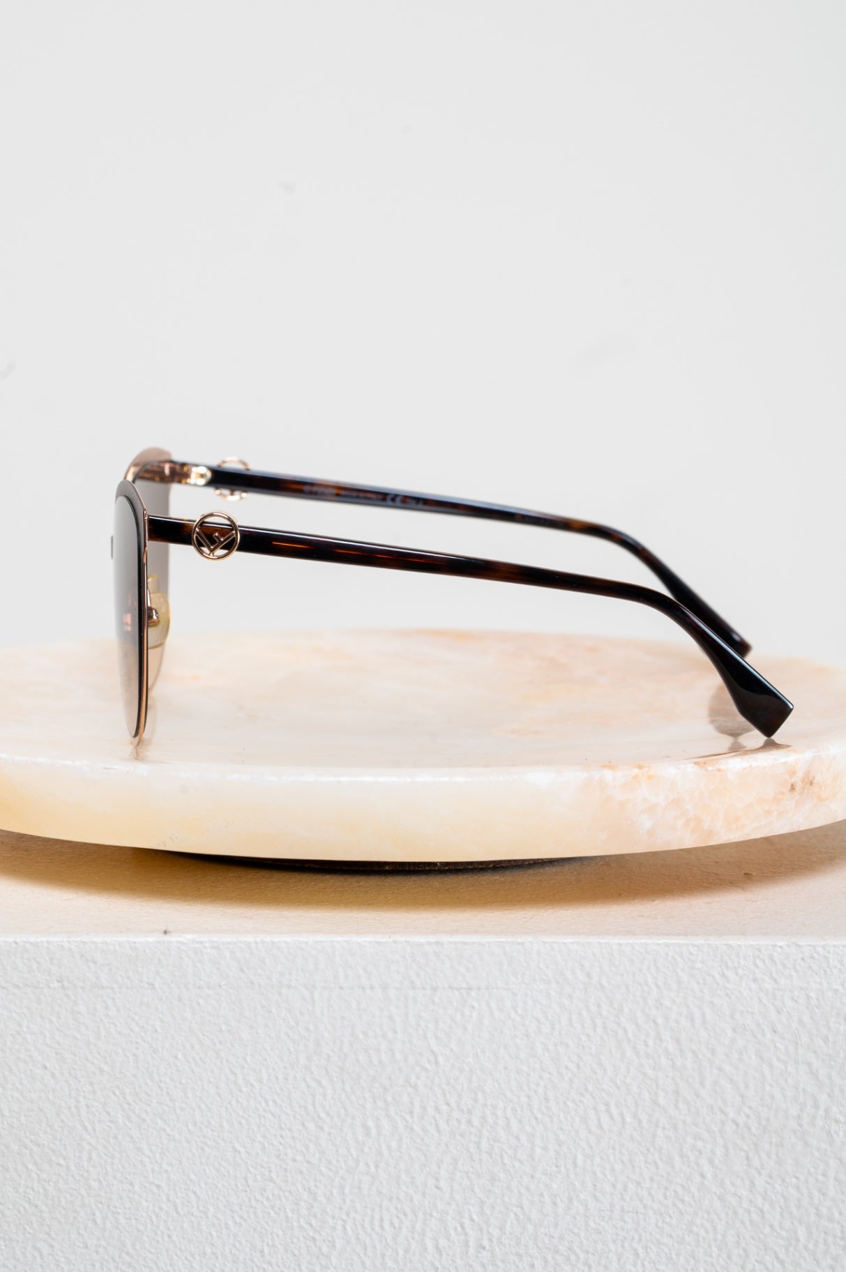 Brown Ombre Oversize Round Cat-Eye Sunglasses