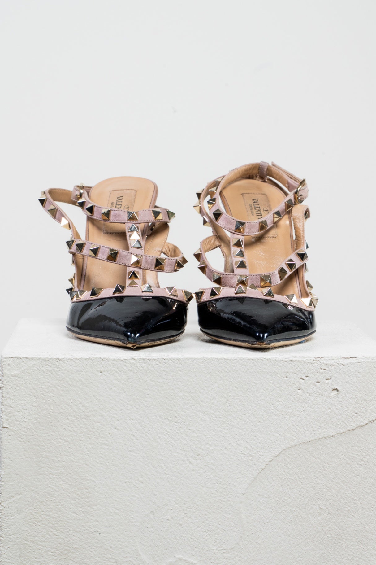 Black Patent Leather Classic Rockstud Pump