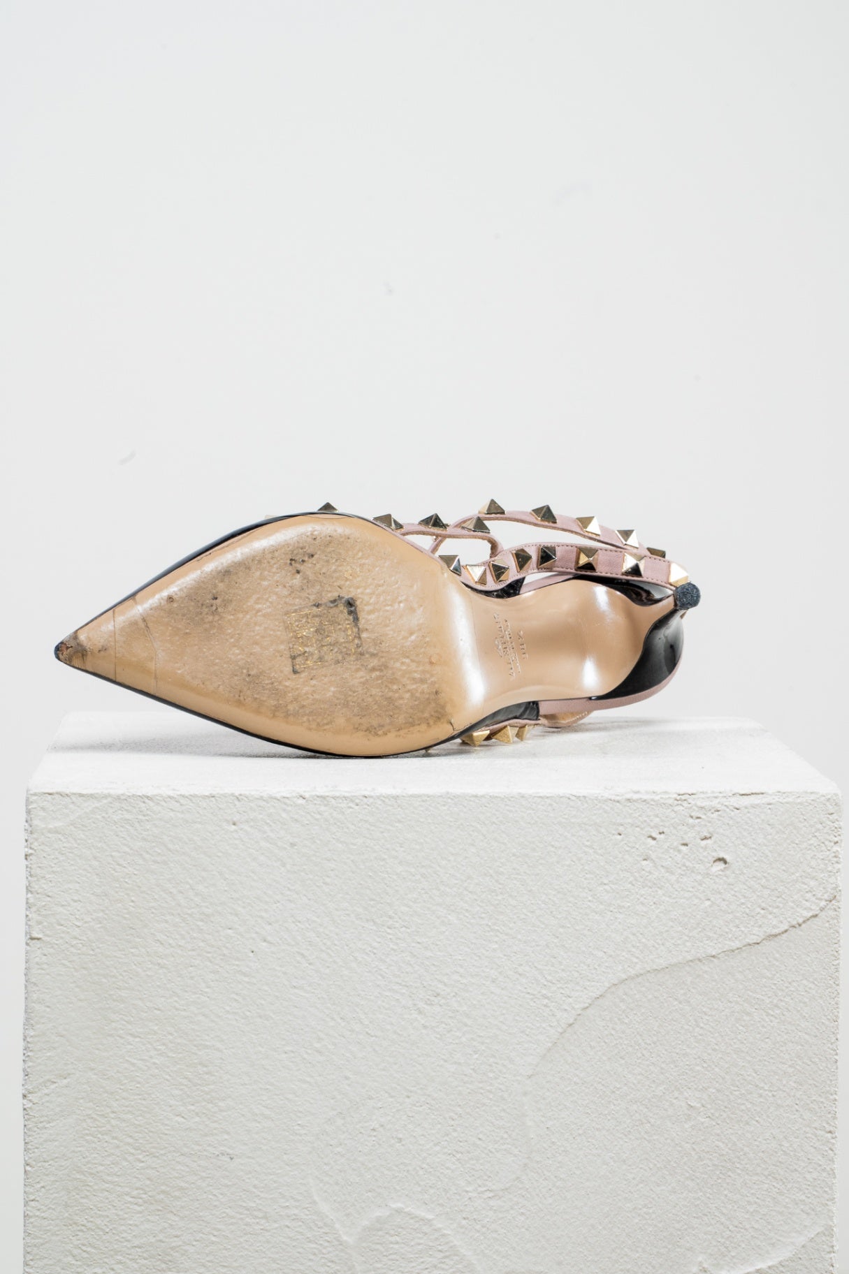 Black Patent Leather Classic Rockstud Pump