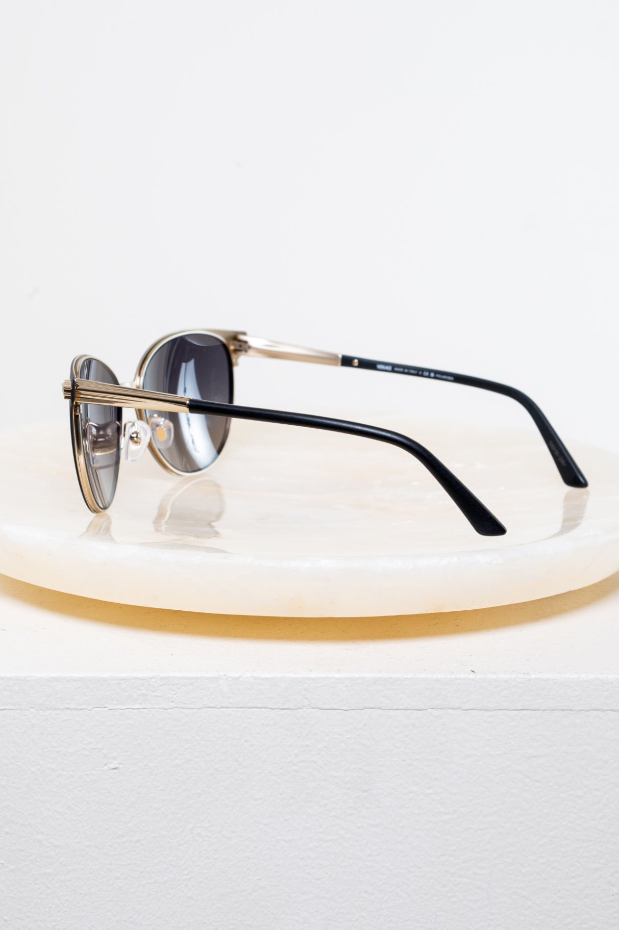 Matte Black Round Cat Eye 2168 Sunglasses