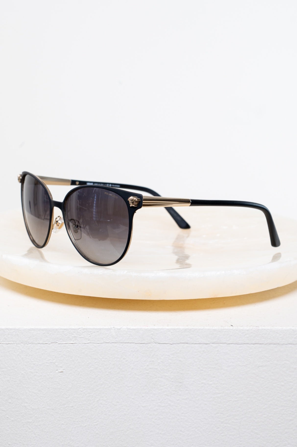 Matte Black Round Cat Eye 2168 Sunglasses