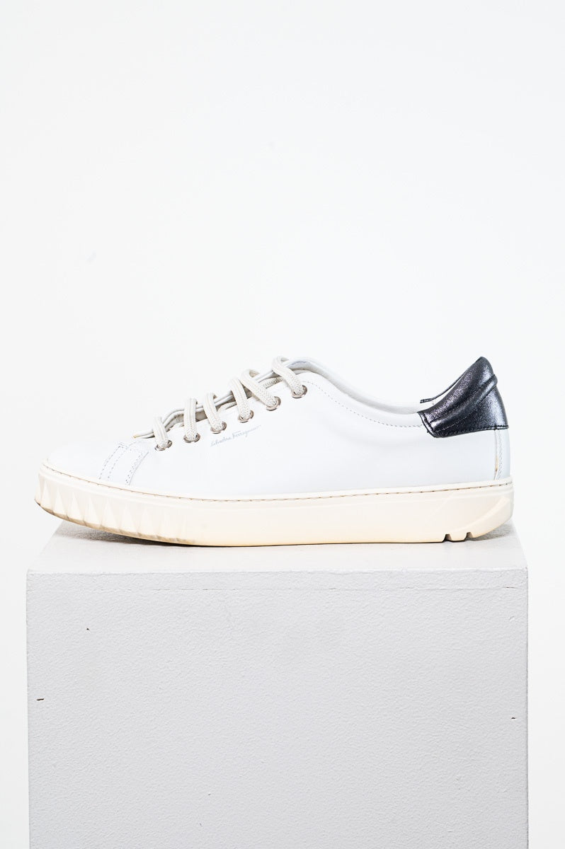 Off-White Cube 2 Low-Top Sneakers