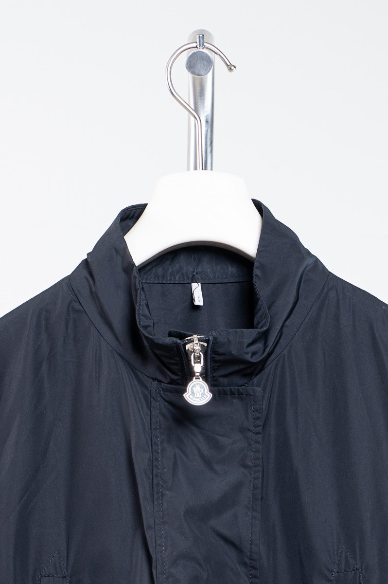 Black Ruffle Bottom Wind Jacket