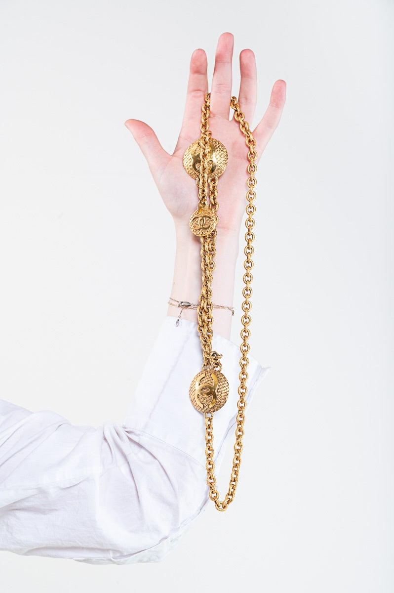 Gold CC Medallion Chain Belt