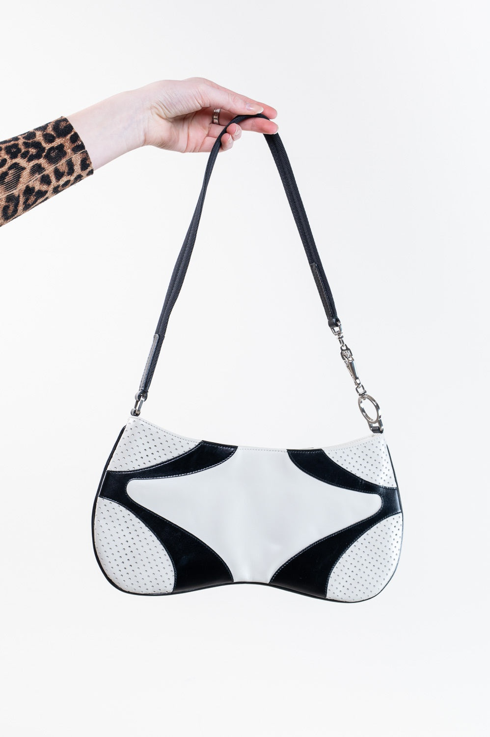 Vintage 2000 Ivory/Black Vitello Drive Shoulder Bag