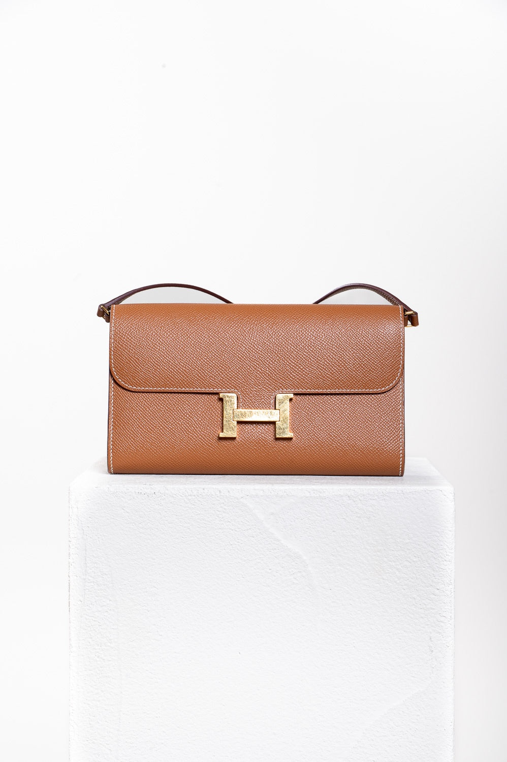 2022 Gold Epsom Constance To Go Wallet