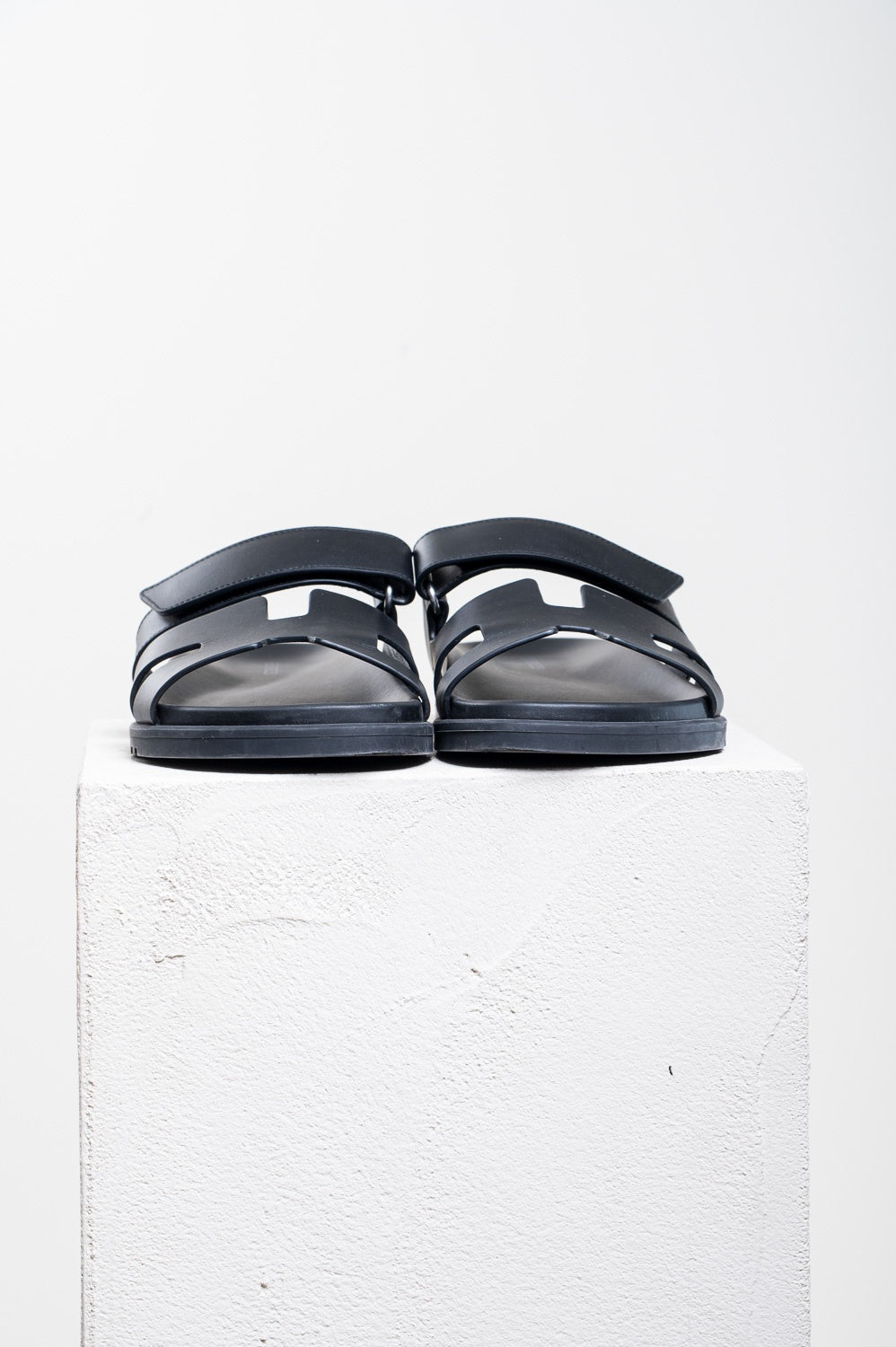 Black Calfskin Chypre Sandals