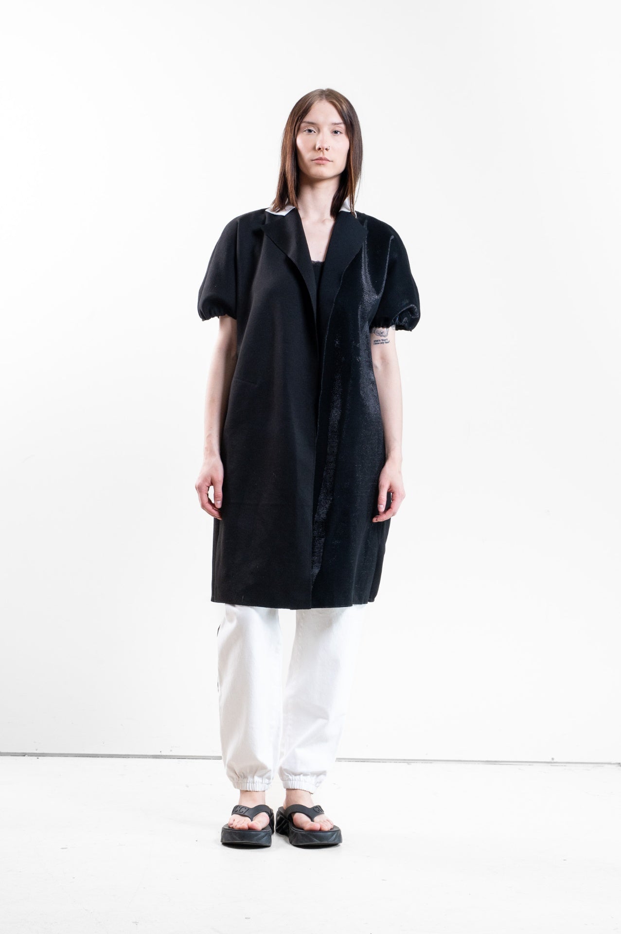 Black and White Short Sleeve Overcoat