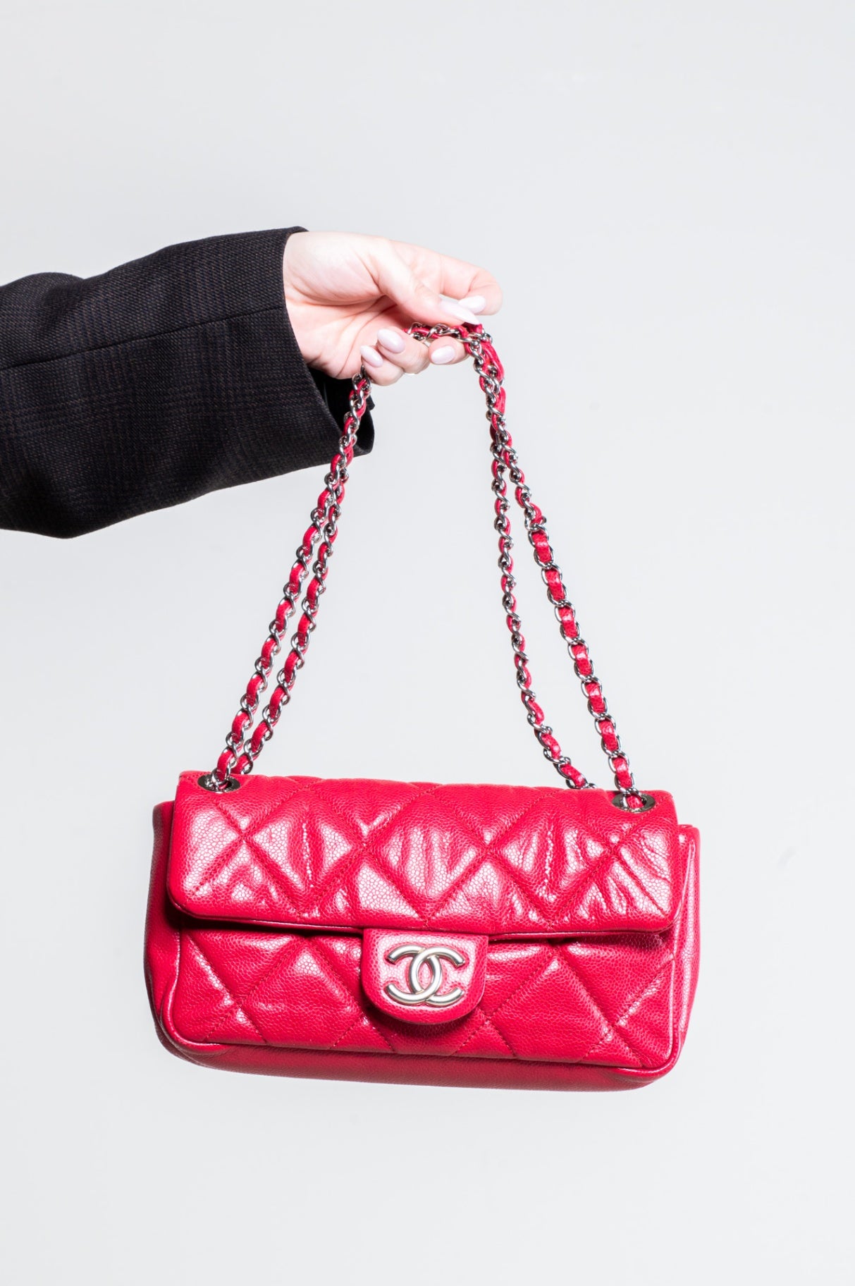Red Quilted Glazed Caviar Leather Silver Tone CC Logo Flap Handbag