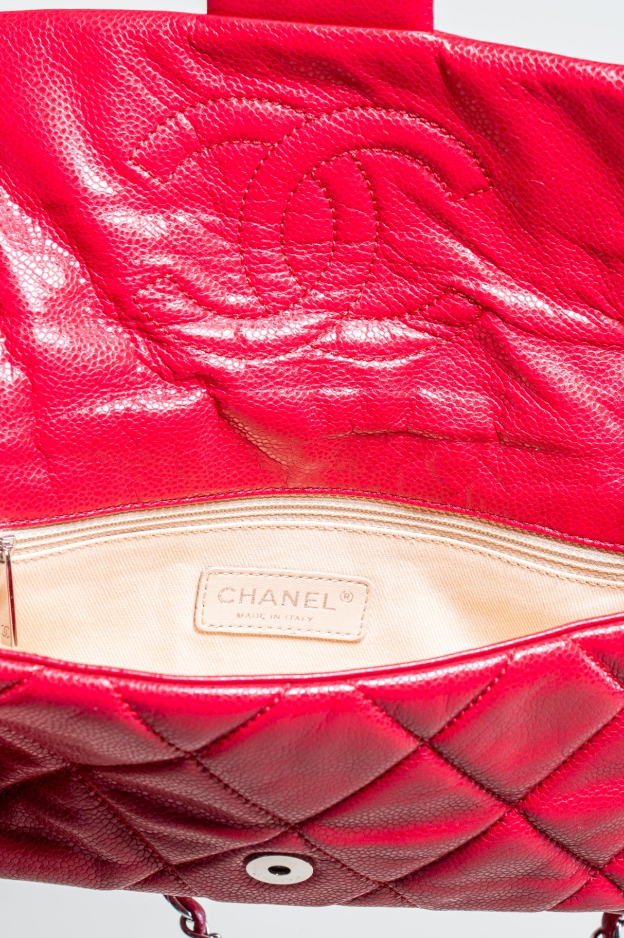 Red Quilted Glazed Caviar Leather Silver Tone CC Logo Flap Handbag