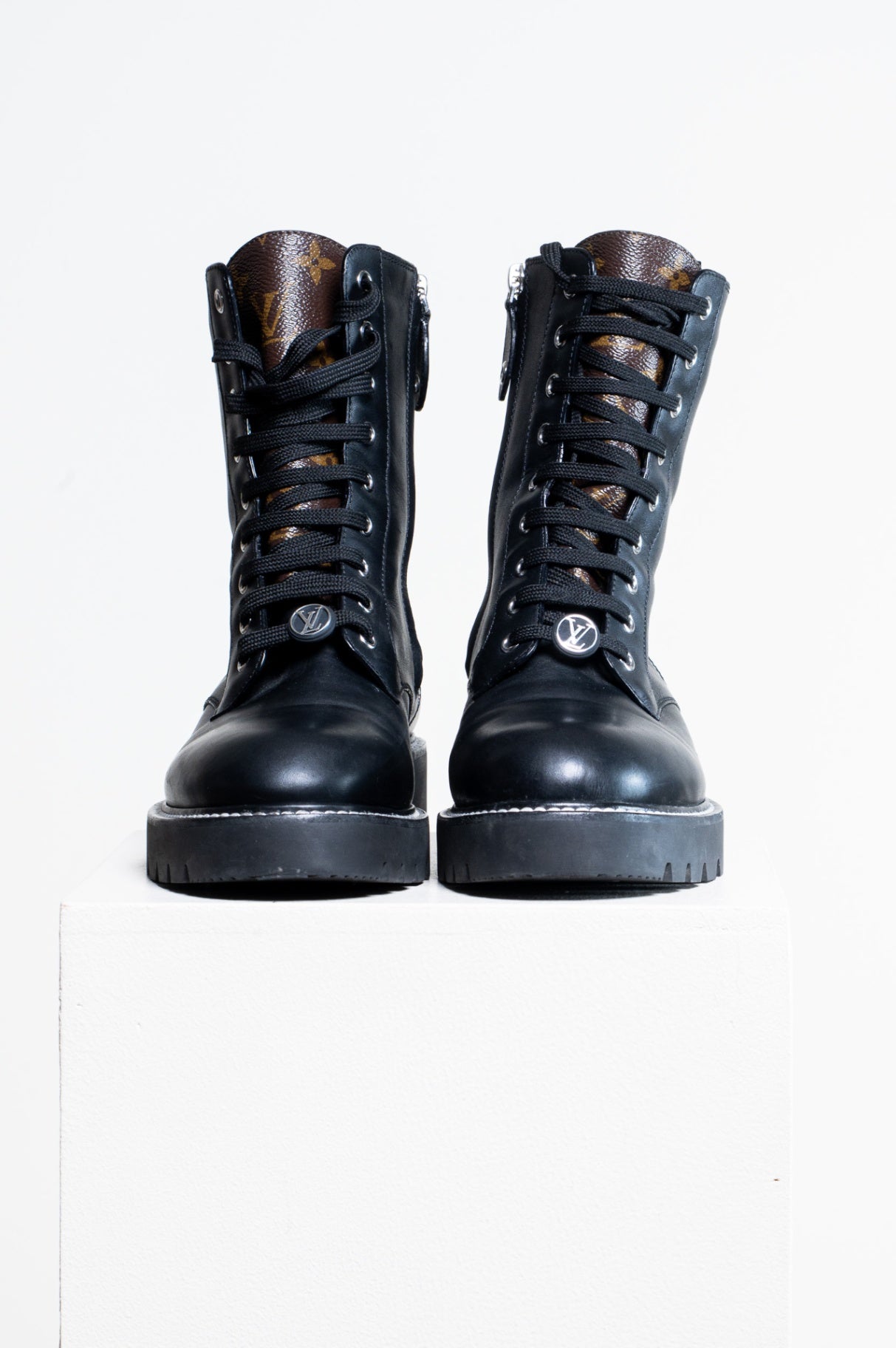 Black Territory Flat Ranger Boots
