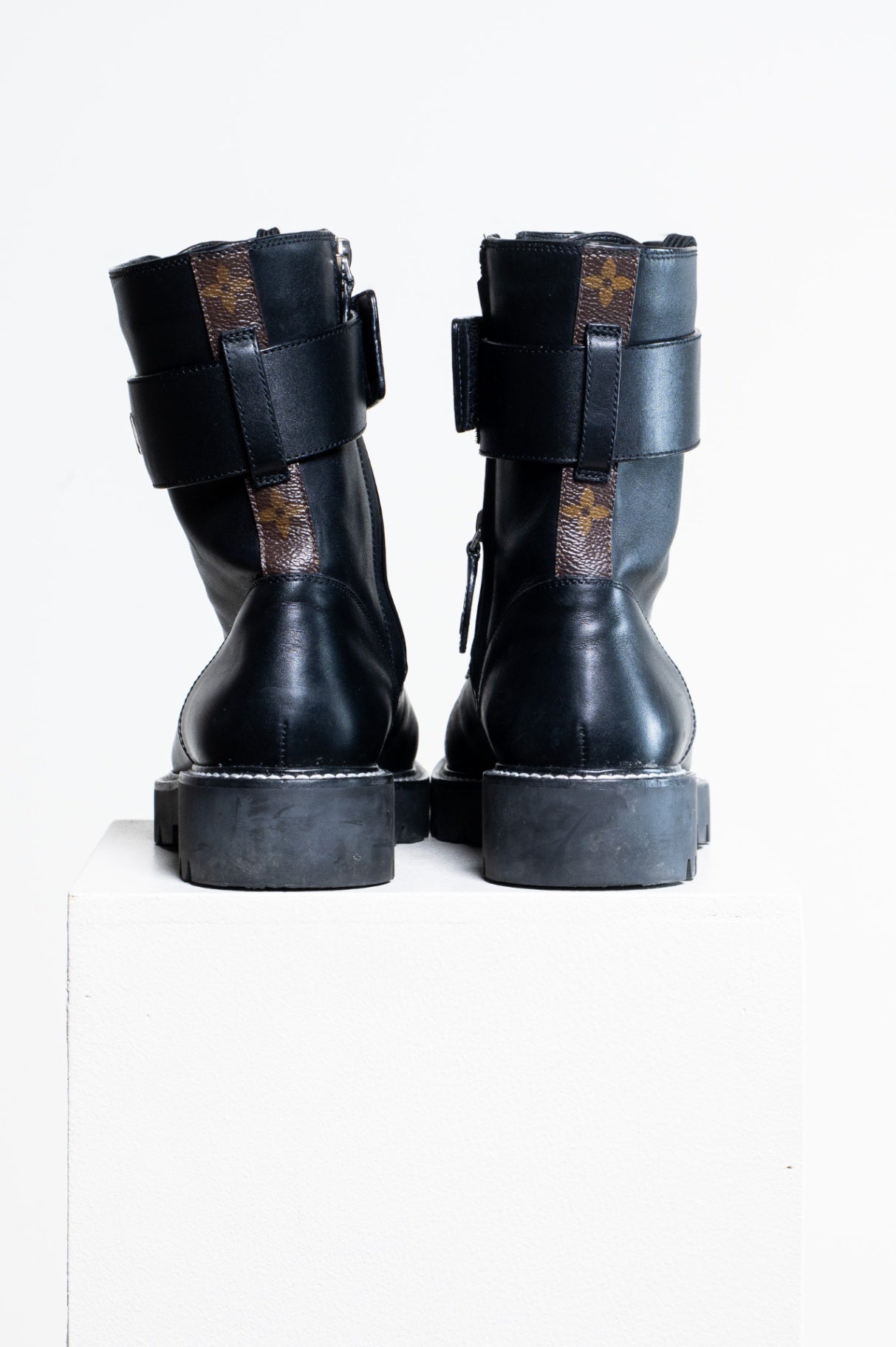 Black Territory Flat Ranger Boots